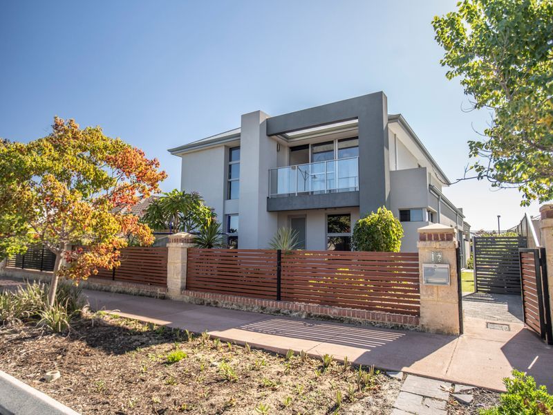 12 Spurwing Way, South Guildford, WA 6055