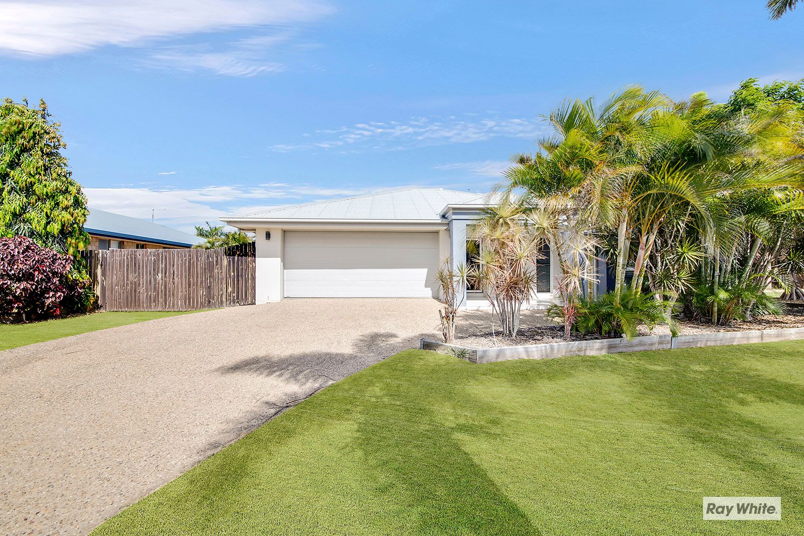 11 Sandcastle Drive, Mulambin, QLD 4703