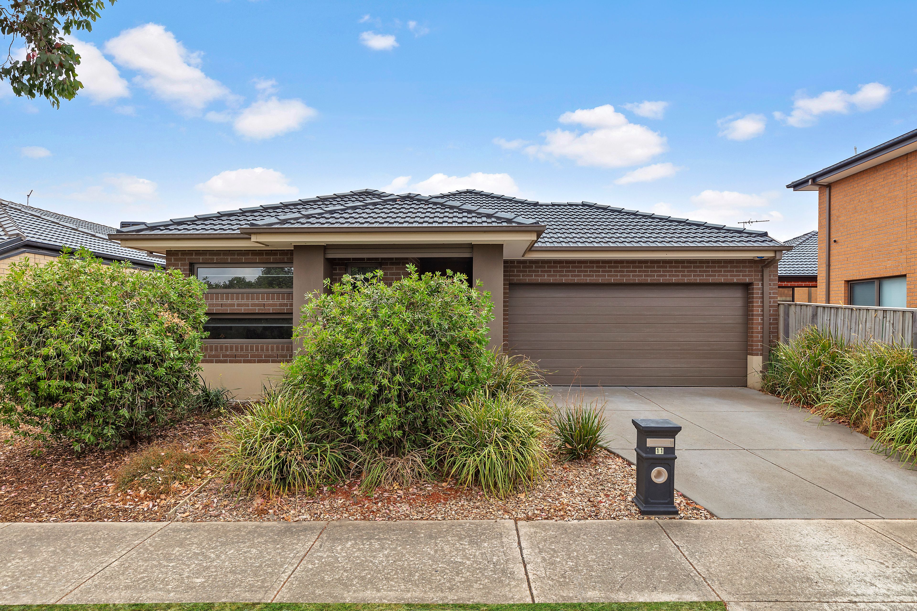 11 Fadaro Street