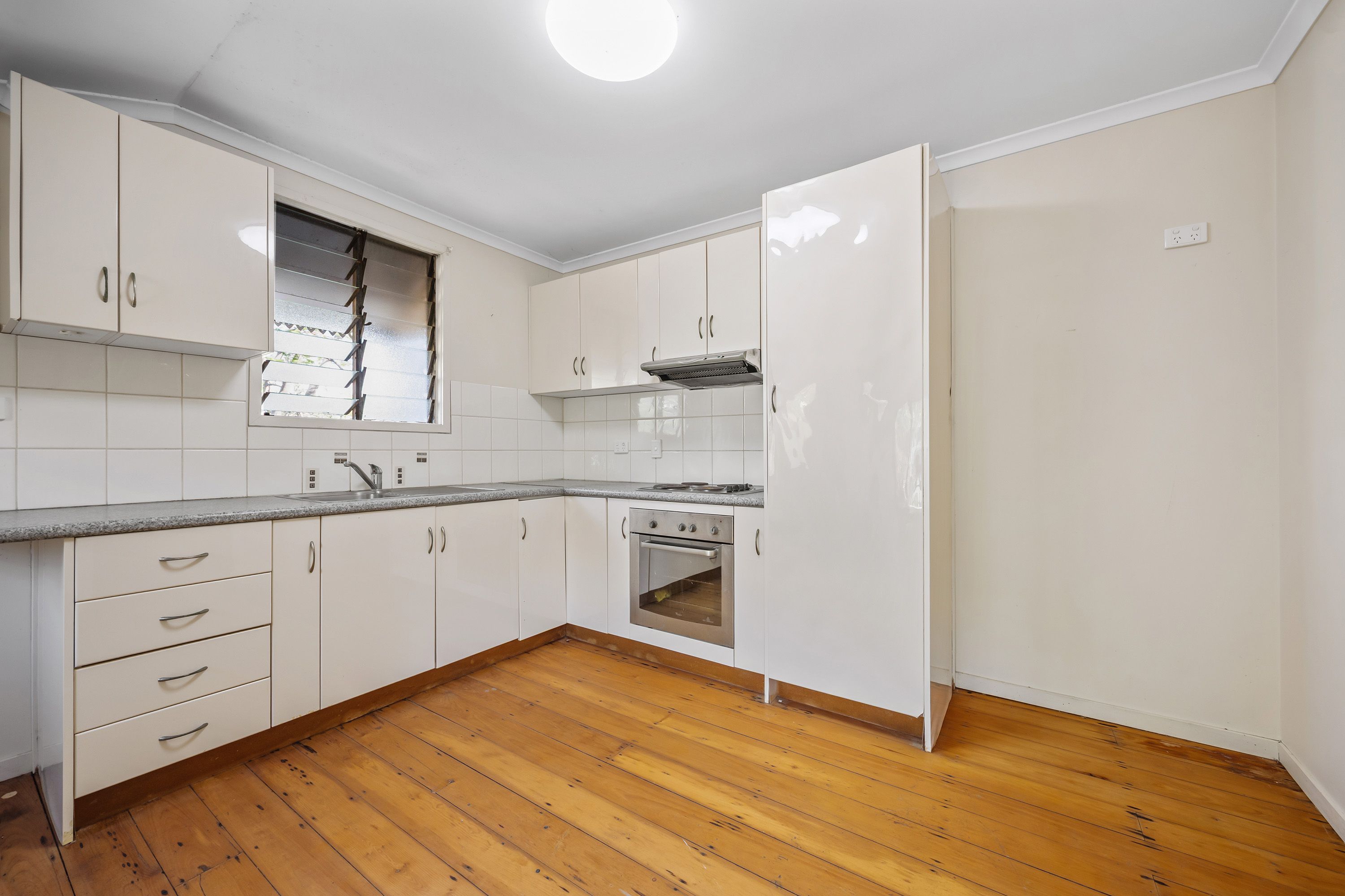 35 Roseberry Street — photo 14 of 25