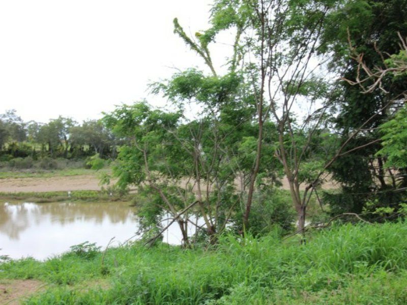 33 Old Maryborough Road, Gayndah, QLD 4625