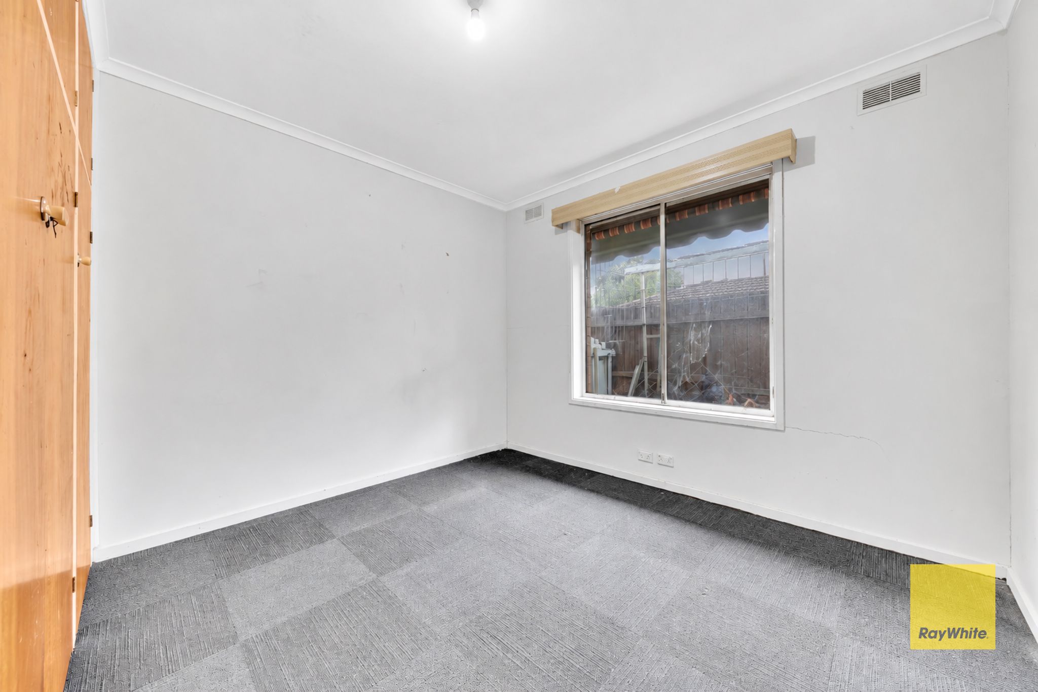 24 BRENNAN Street — photo 5 of 17