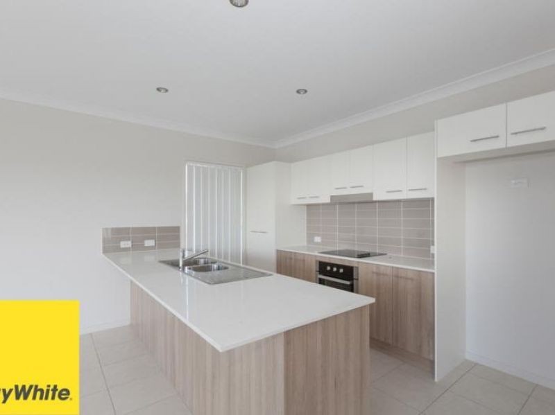 11 Gooloowan Circuit, Brassall, QLD 4305