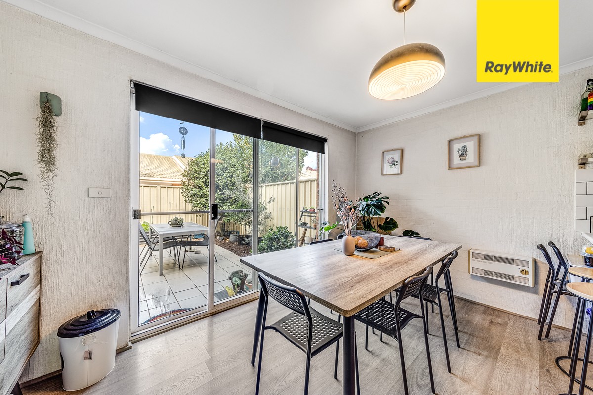 98/15 John Cleland Crescent, Florey, ACT 2615