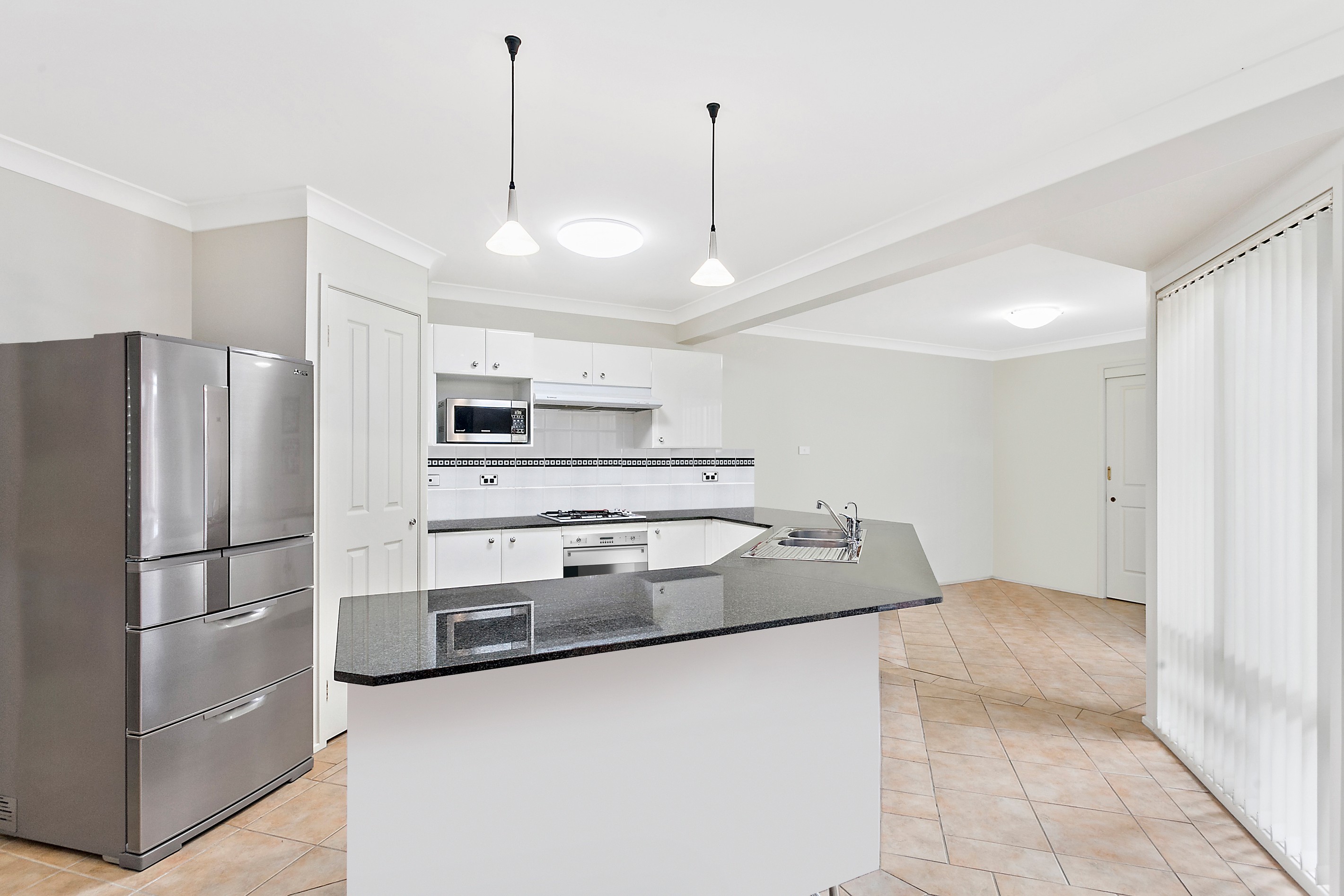 12 Cove Boulevard, Shell Cove, NSW 2529