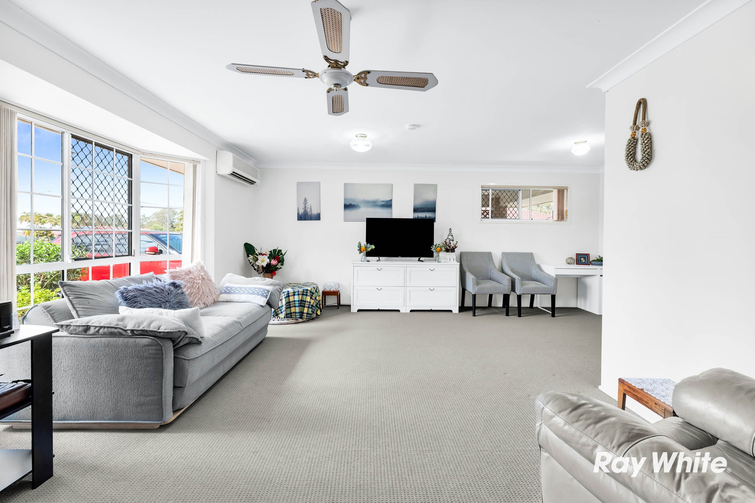 4 Ethion Drive, Regents Park, QLD 4118