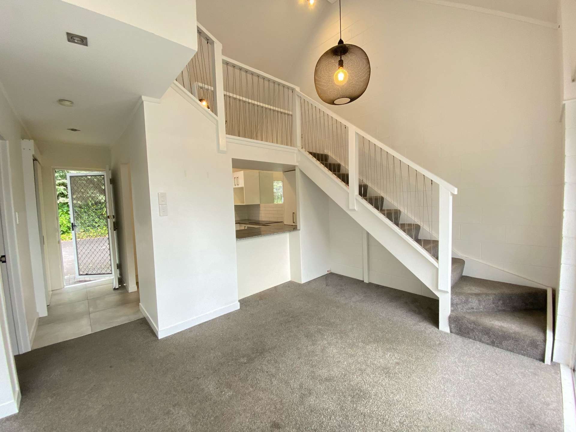 10/31 Meadowbank Road photo 4