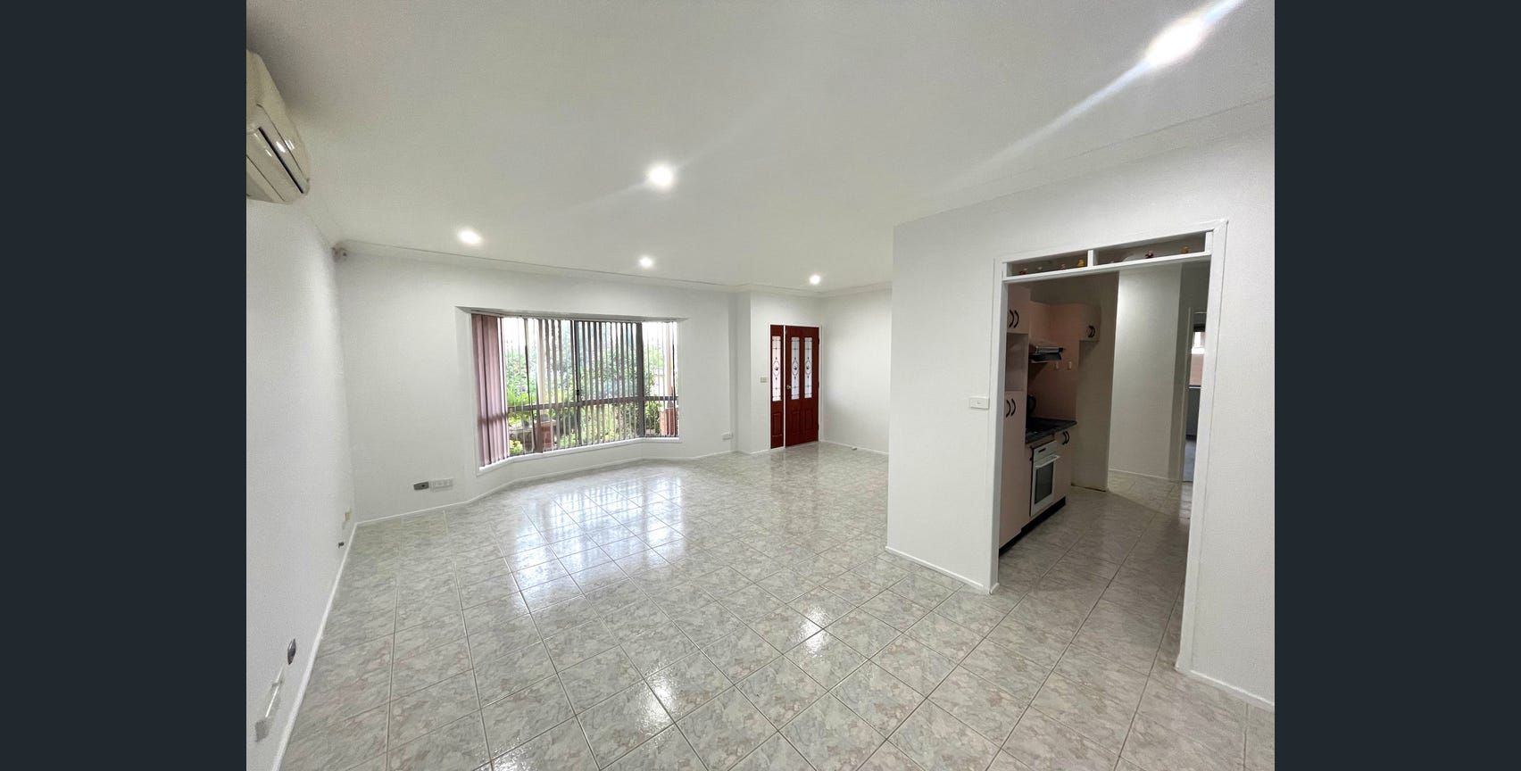 15 Dungara Crescent, Glenmore Park, NSW 2745