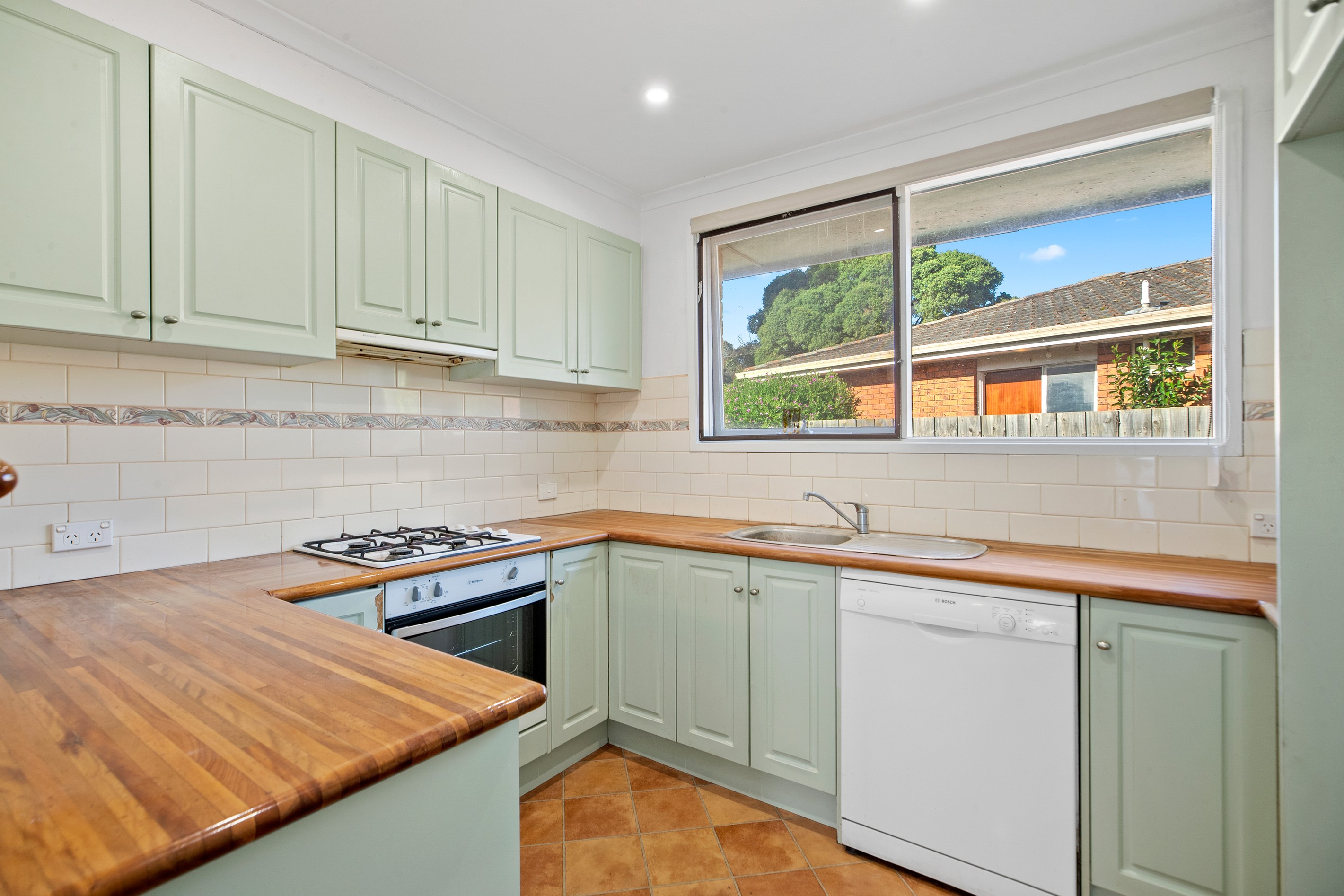73 Farnham Road, Bayswater, VIC 3153