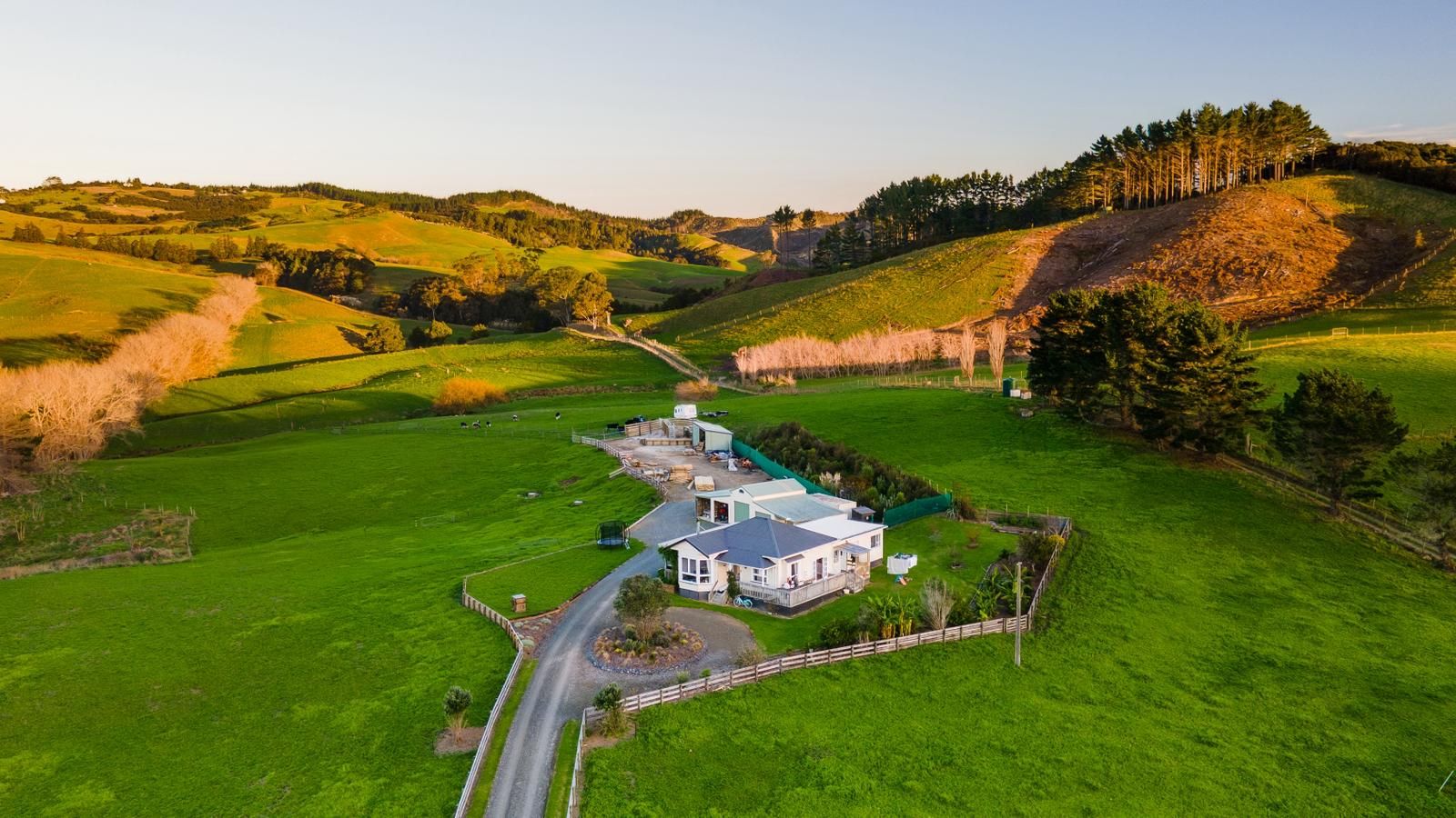 306 West Coast Road, Makarau, Rodney