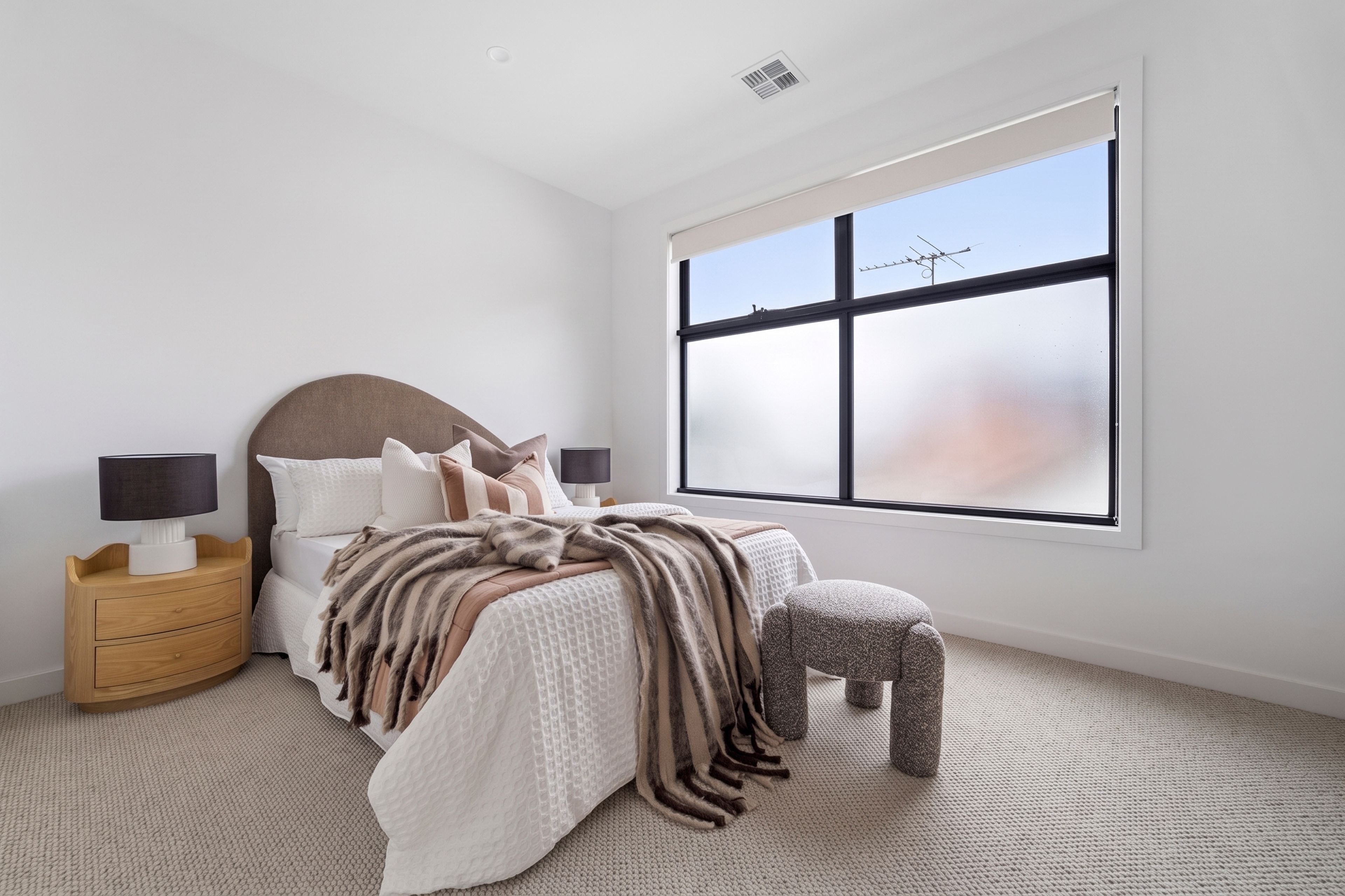 8 Dixon Street — photo 9 of 22