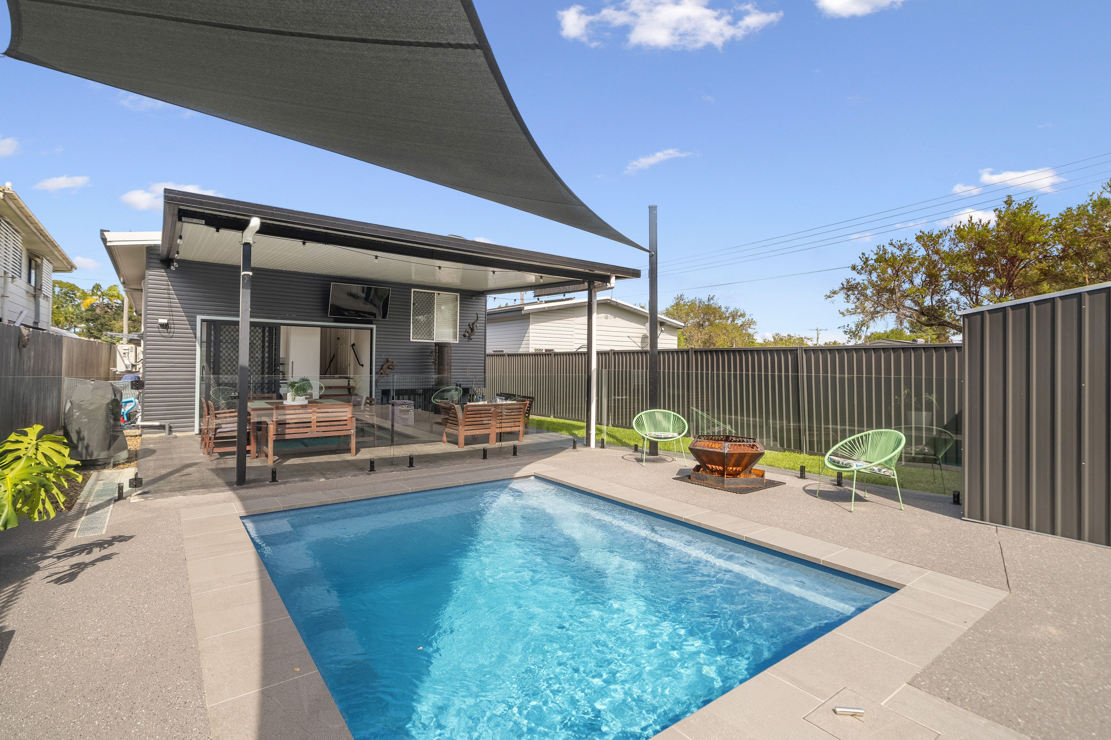 10 Yates Street, Redcliffe QLD 4020
