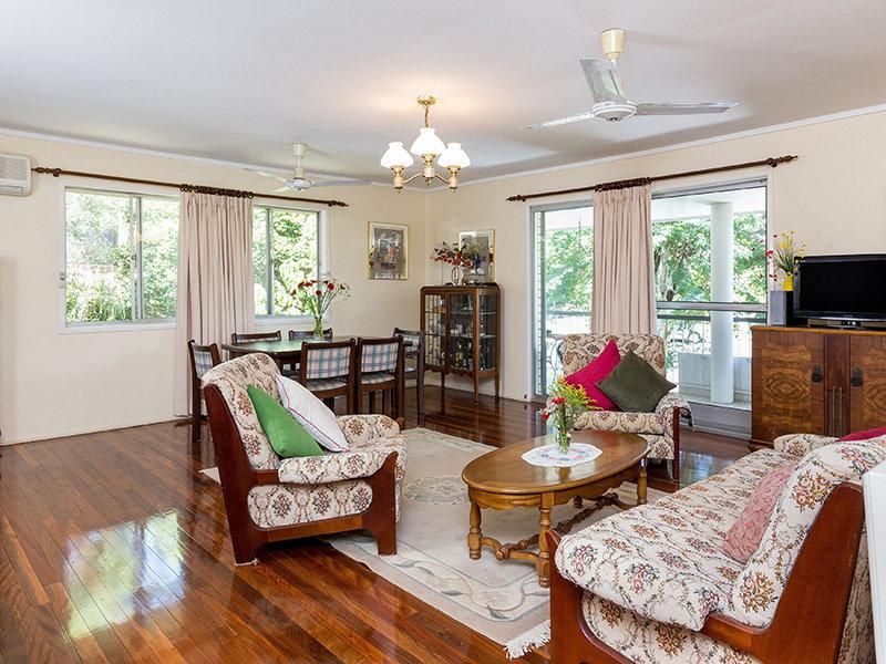23 Steptoe Street — photo 3 of 10