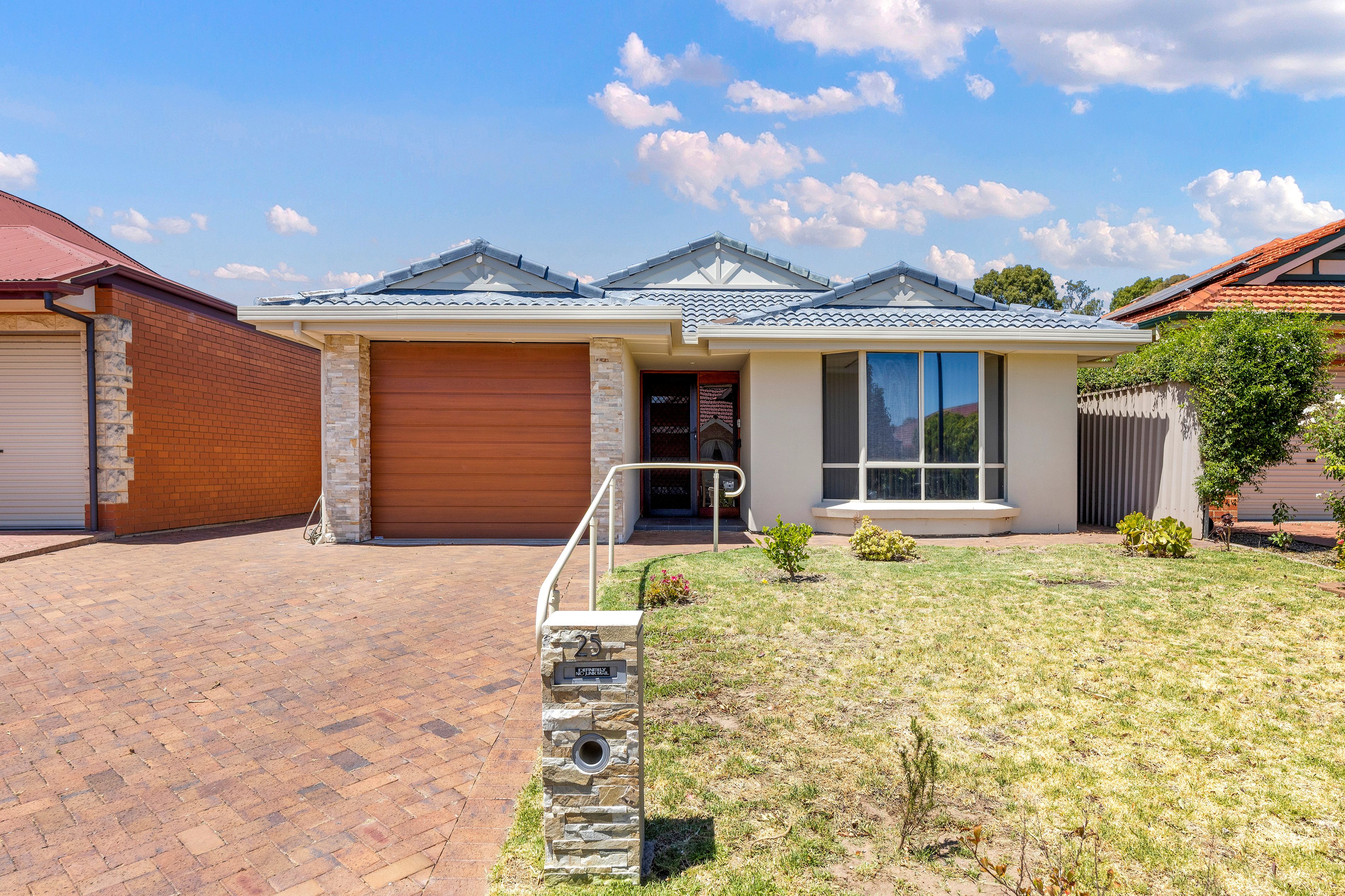25 Aish Close, Newton SA 5074