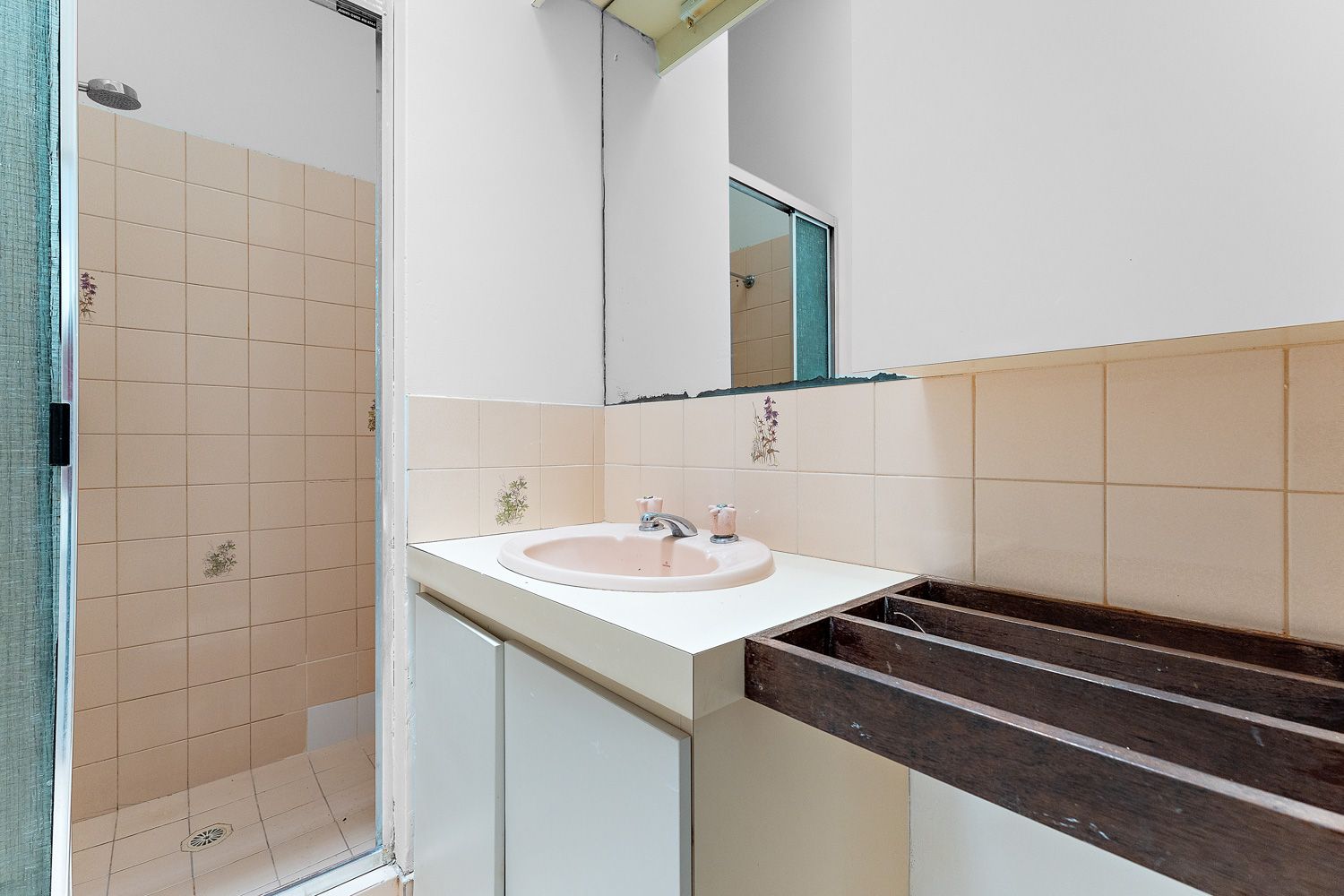 49 Vincent Street — photo 10 of 16