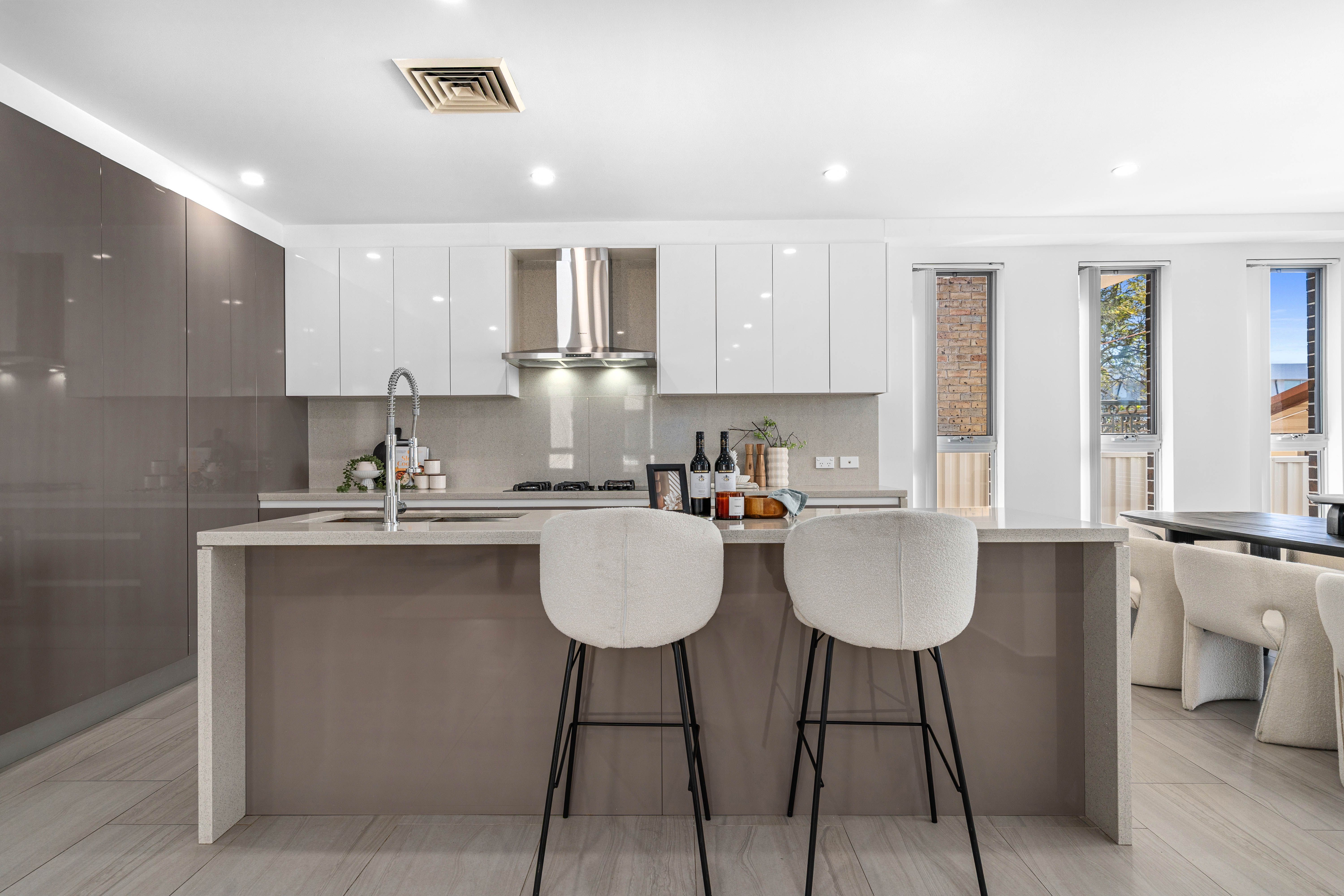 10 Edith Street — photo 4 of 16