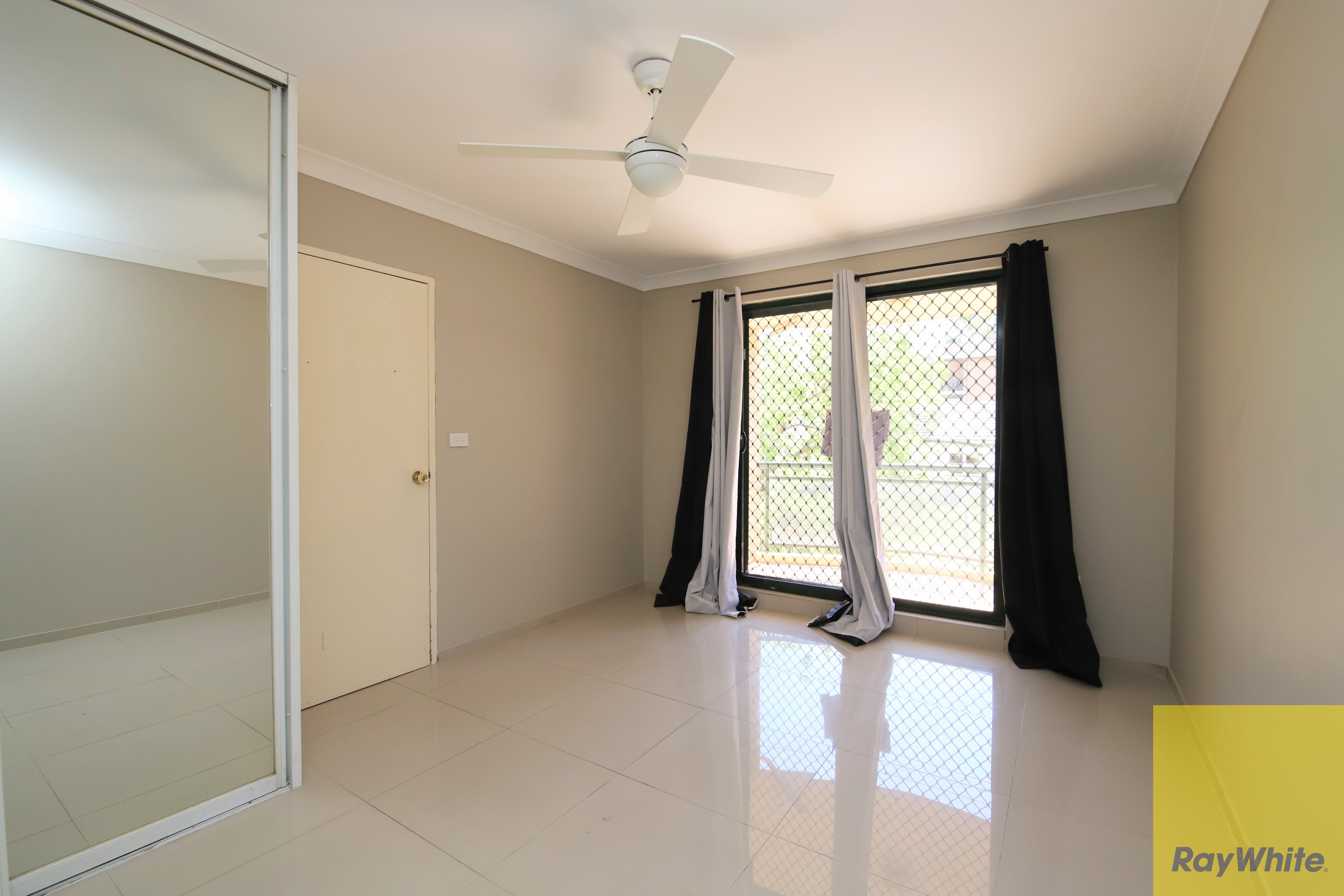 20/19-25 Sir Joseph Banks Street — photo 3 of 8