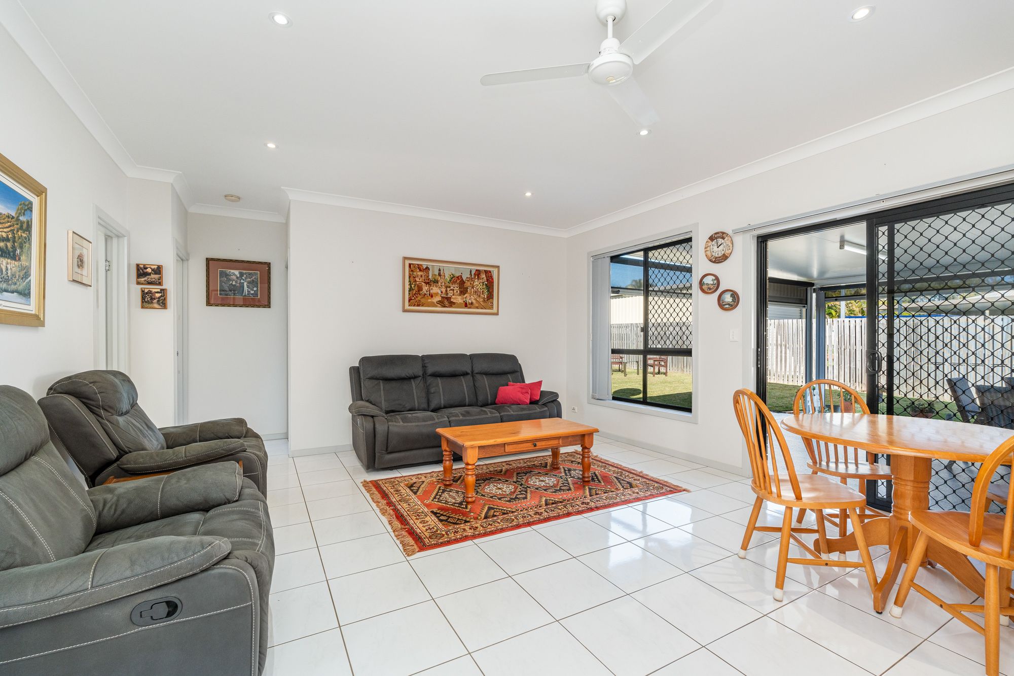 23 Gumtree Drive — photo 7 of 27