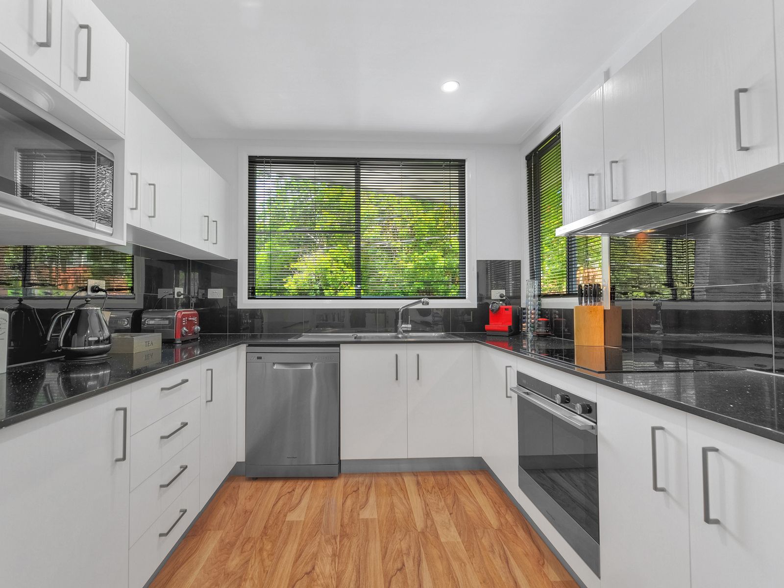 39 Charmaine Street, Moorooka, QLD 4105