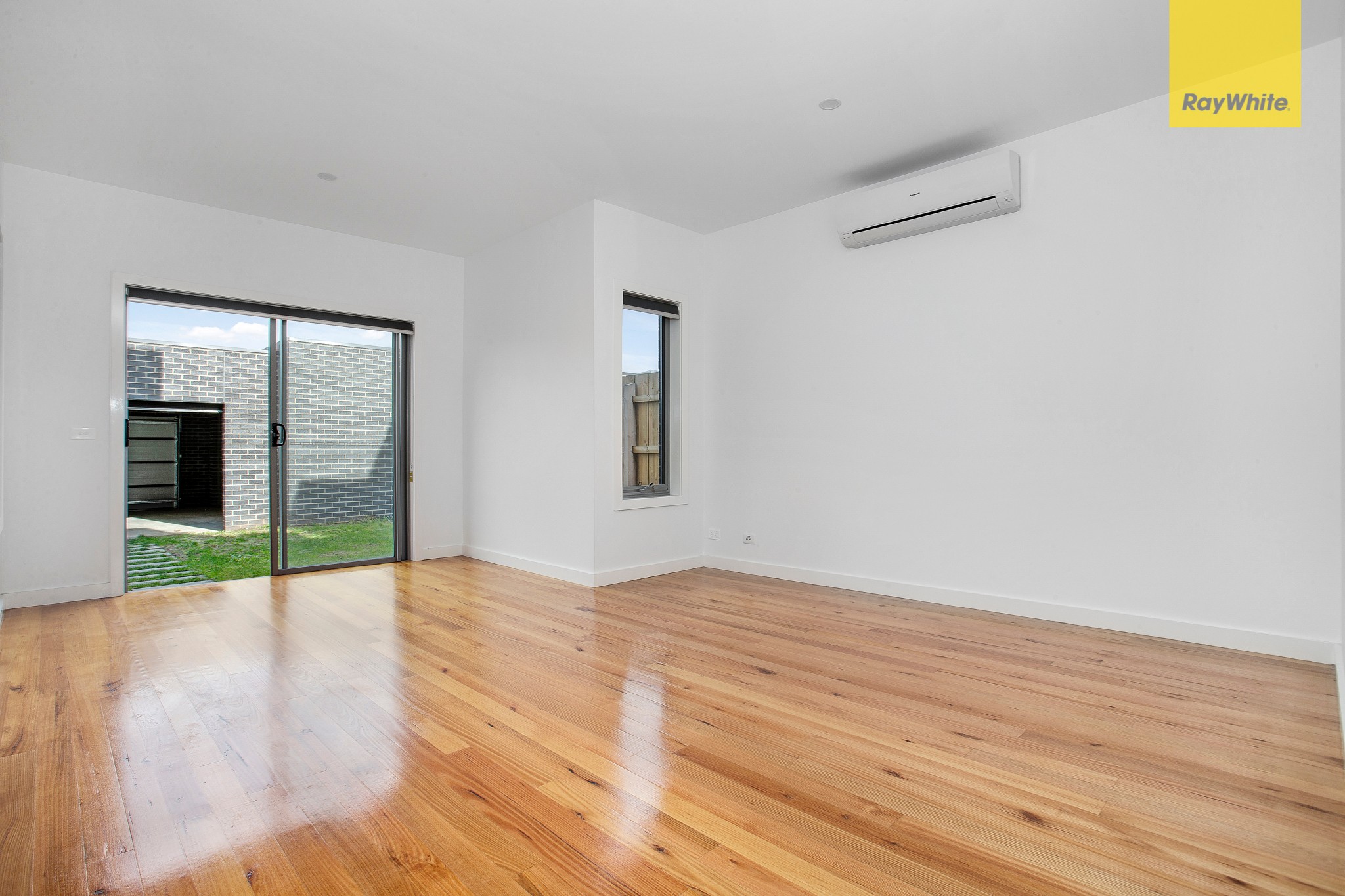 8 Armadale Place, Hillside, VIC 3037