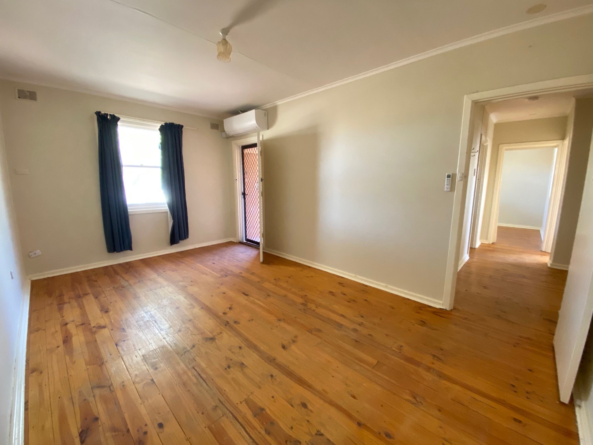 16 Albert Street — photo 6 of 10