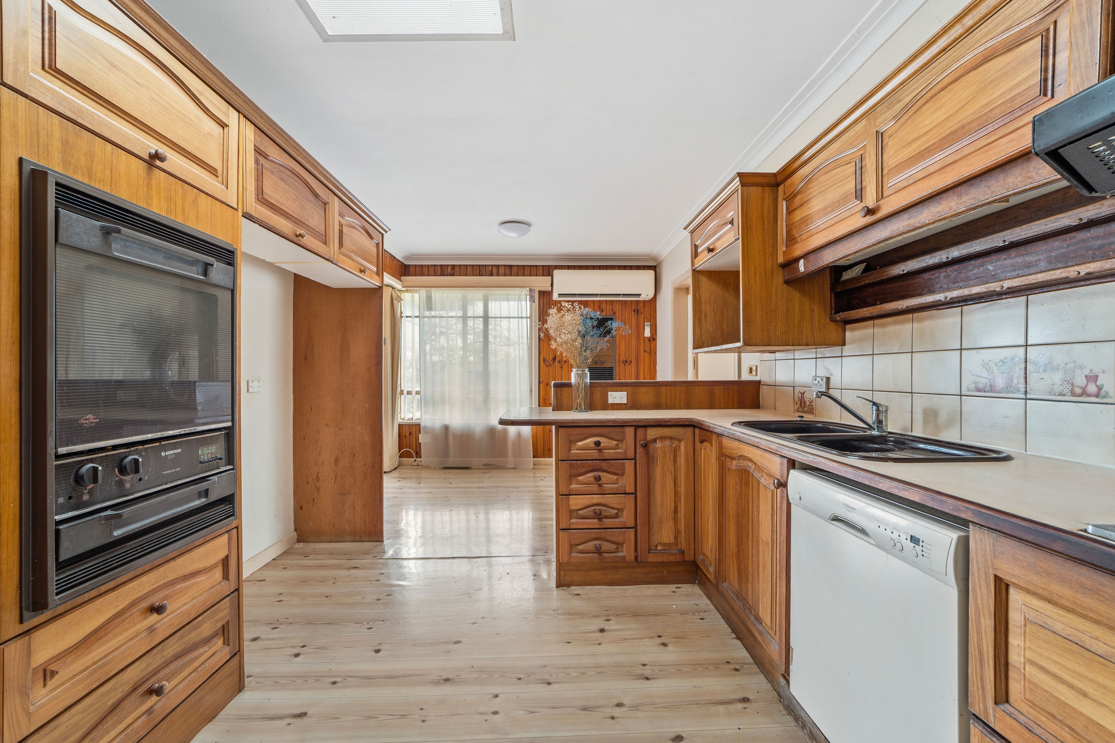 338 Blackburn Road — photo 3 of 10