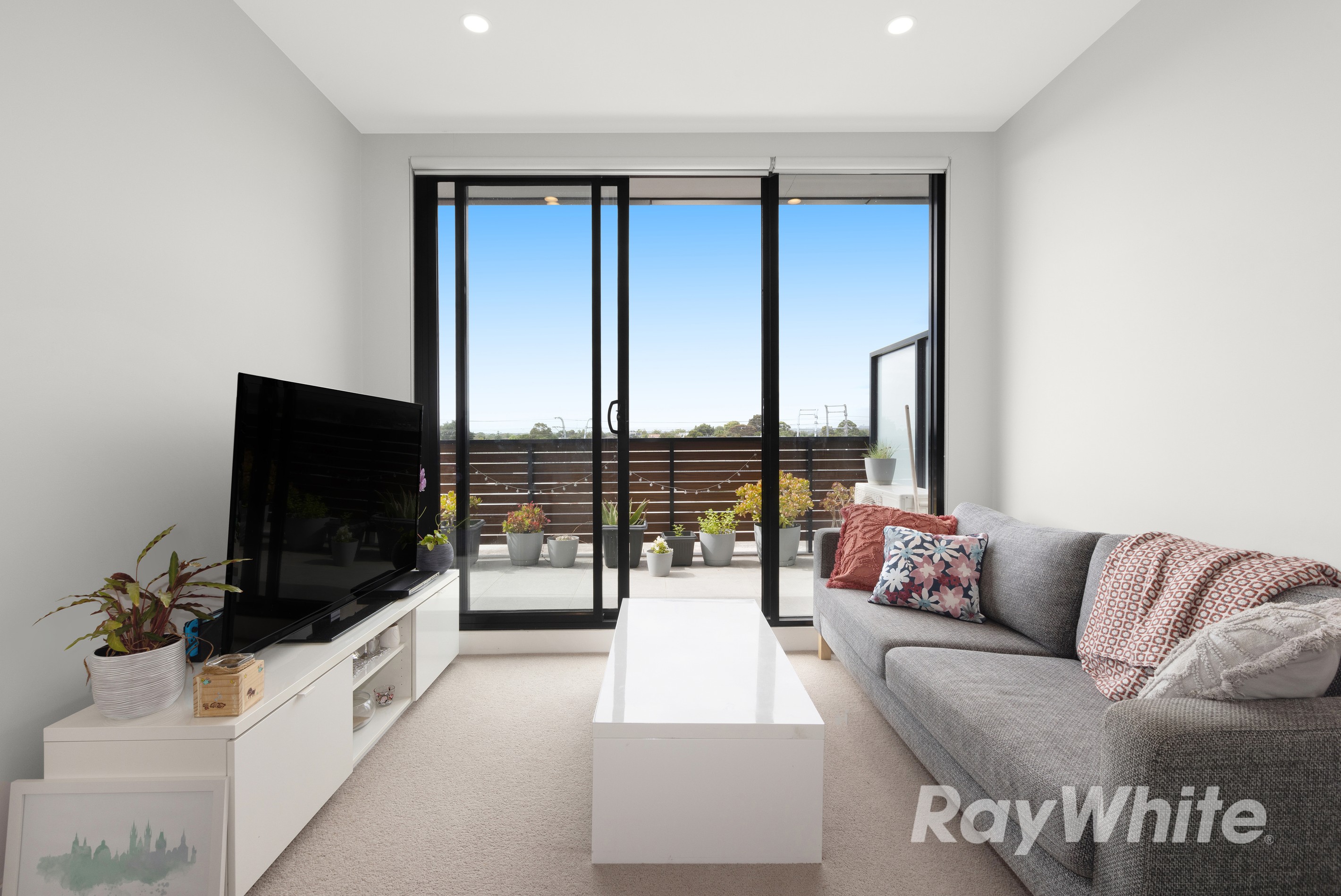 401/405 Neerim Road, Carnegie, VIC 3163