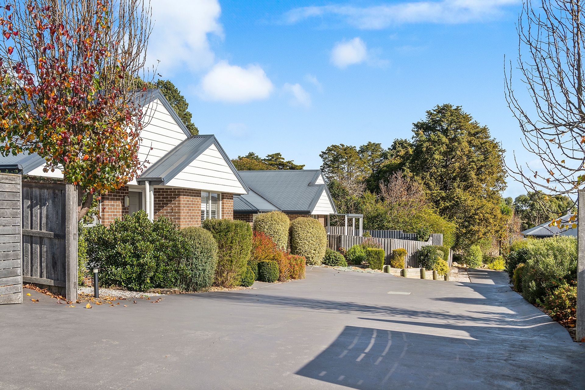 2/12 Berrima Road — photo from Ray White Bowral