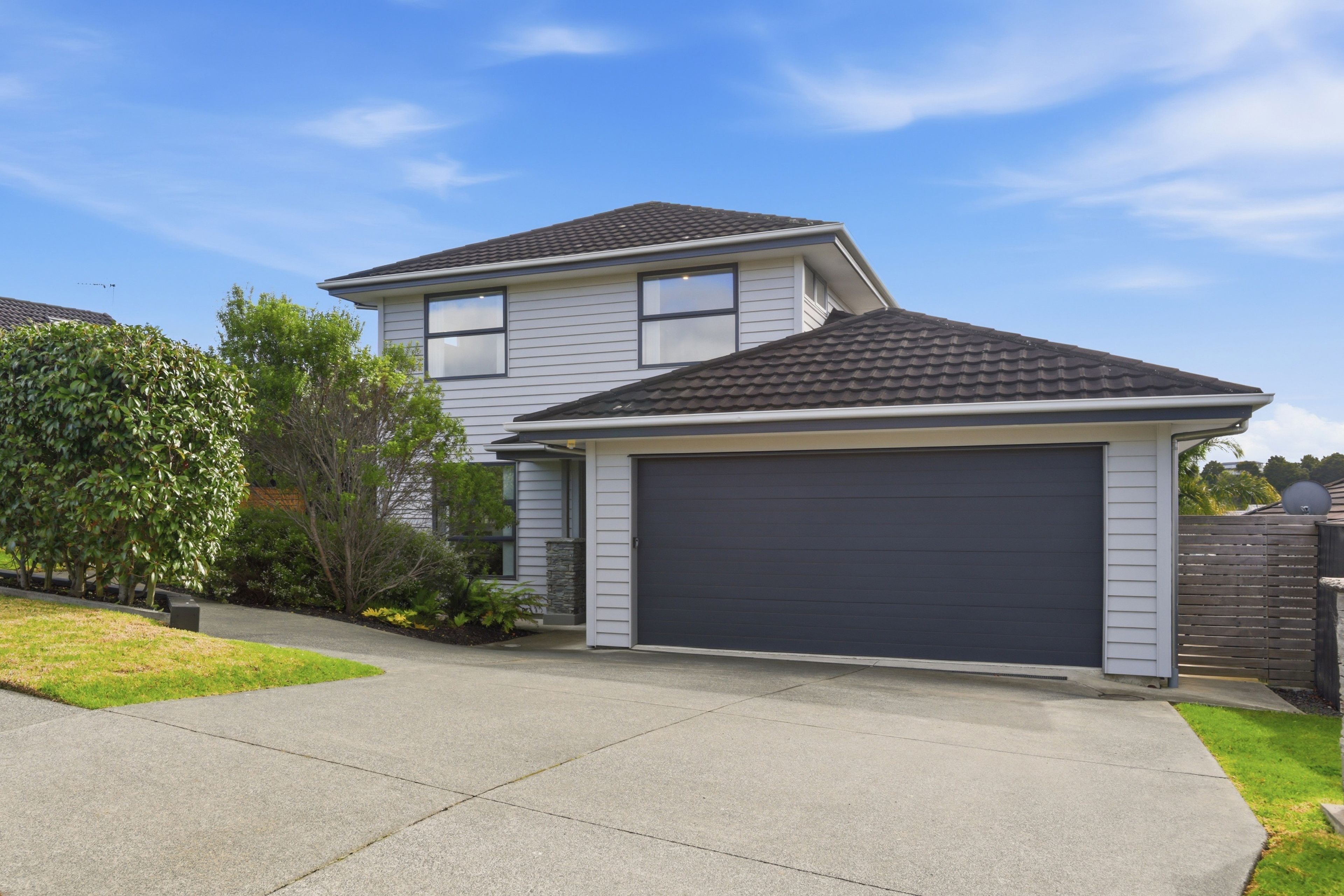 14 Kettlewell Drive, Millwater, Rodney