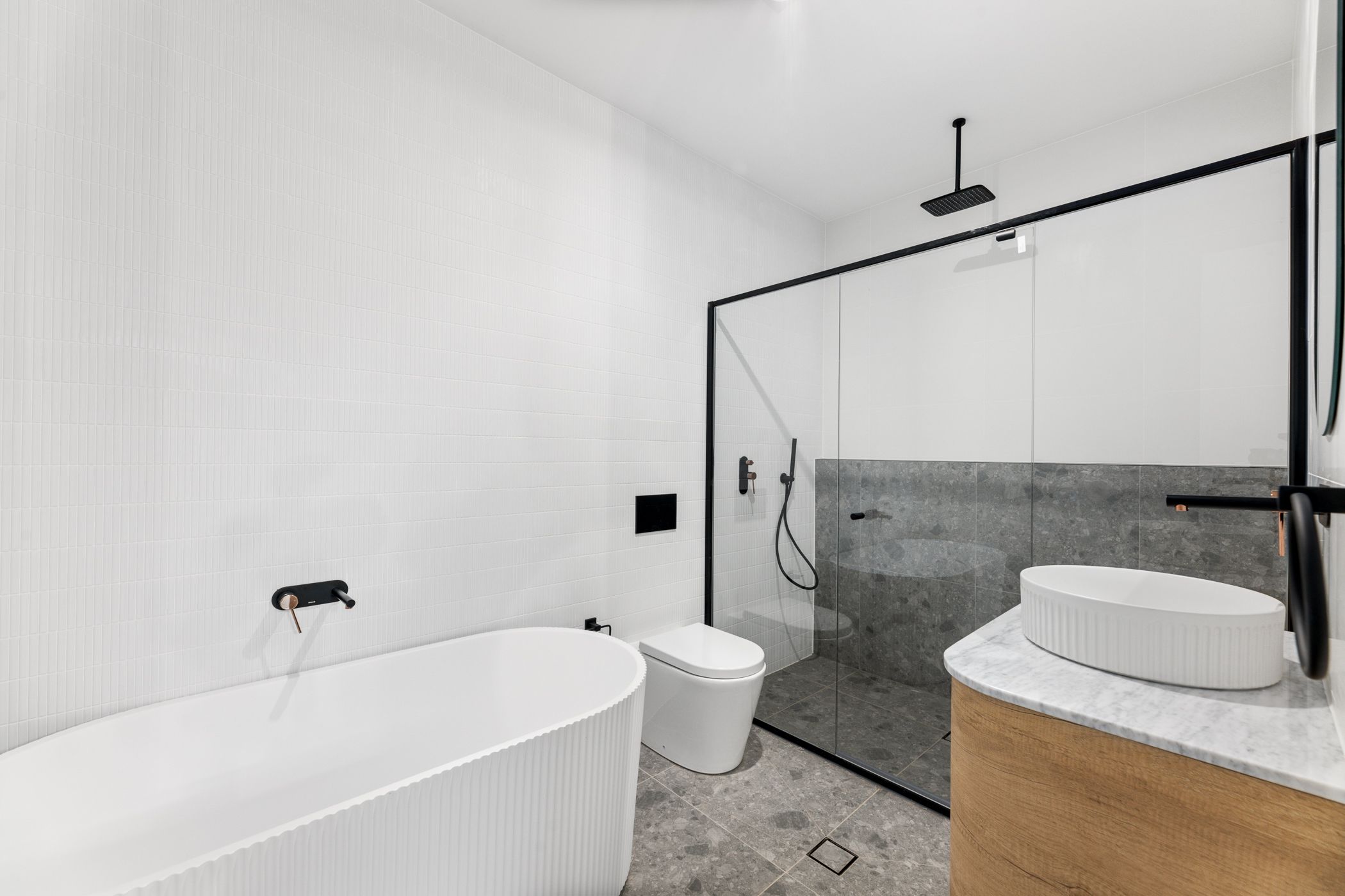 9/1 Raine Place — photo 6 of 9