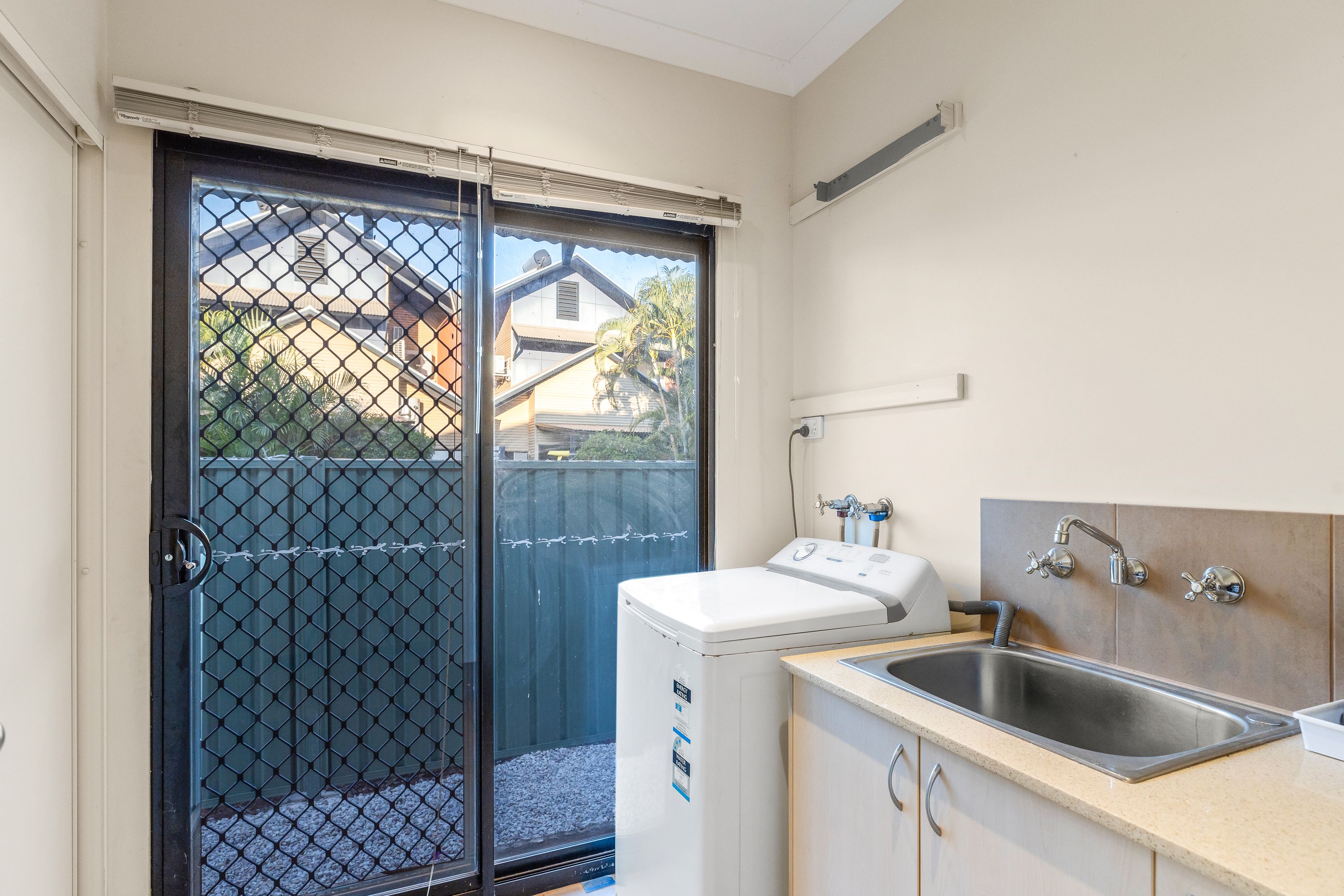 3 Wirl Buru Gardens — photo 23 of 26