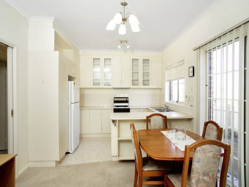 1/13 Hemswell Court, Highton, VIC 3216