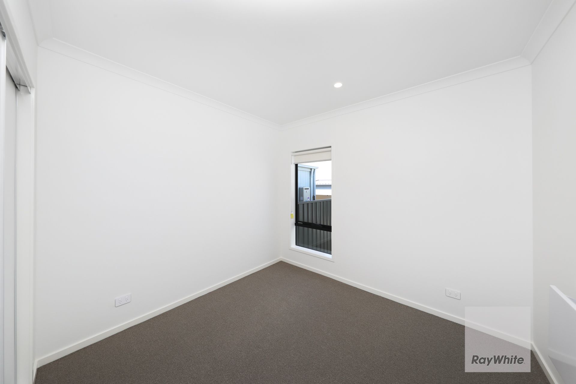 12 Cosgrove Drive — photo 10 of 14