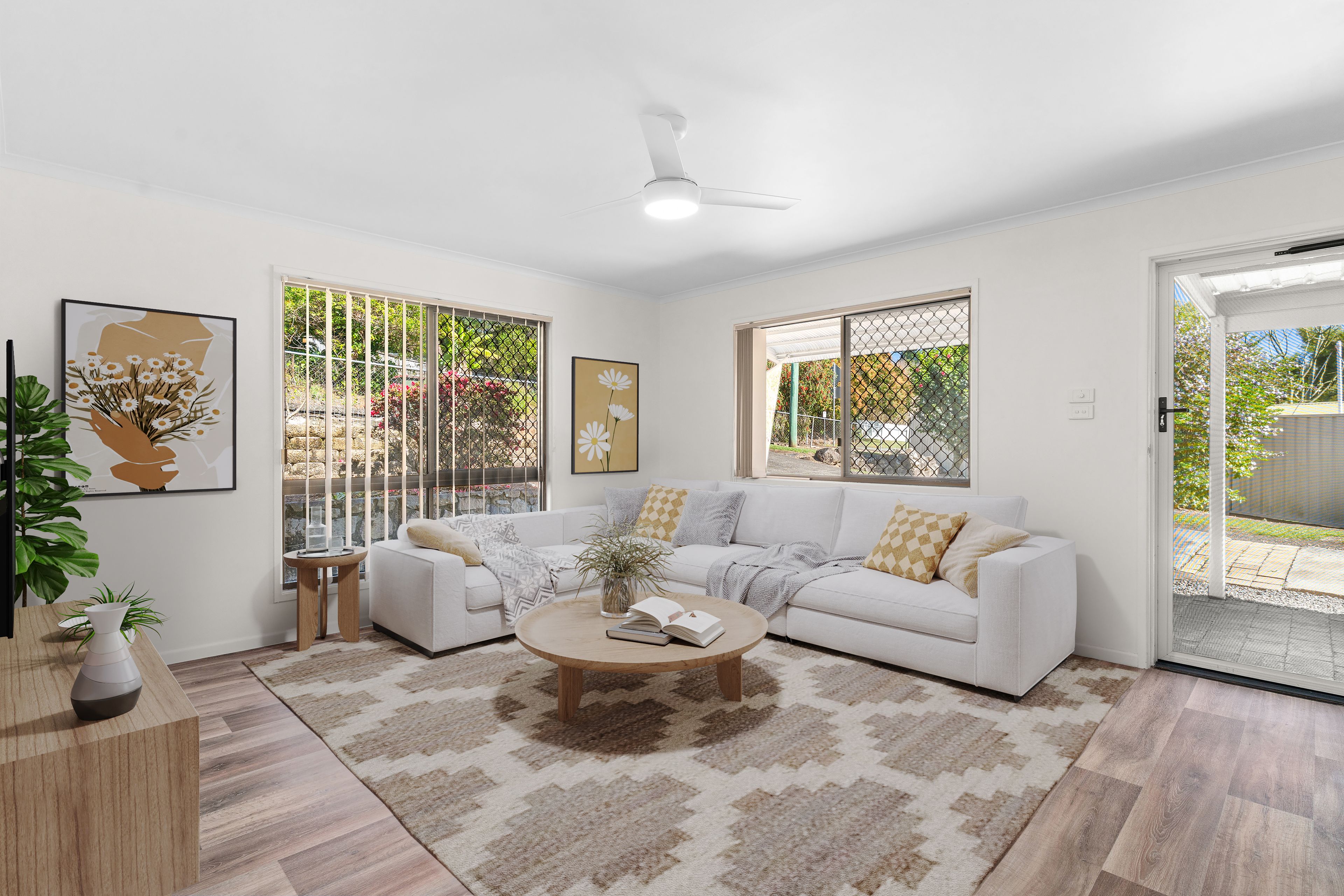 4 Diamond Valley Road — photo 3 of 22