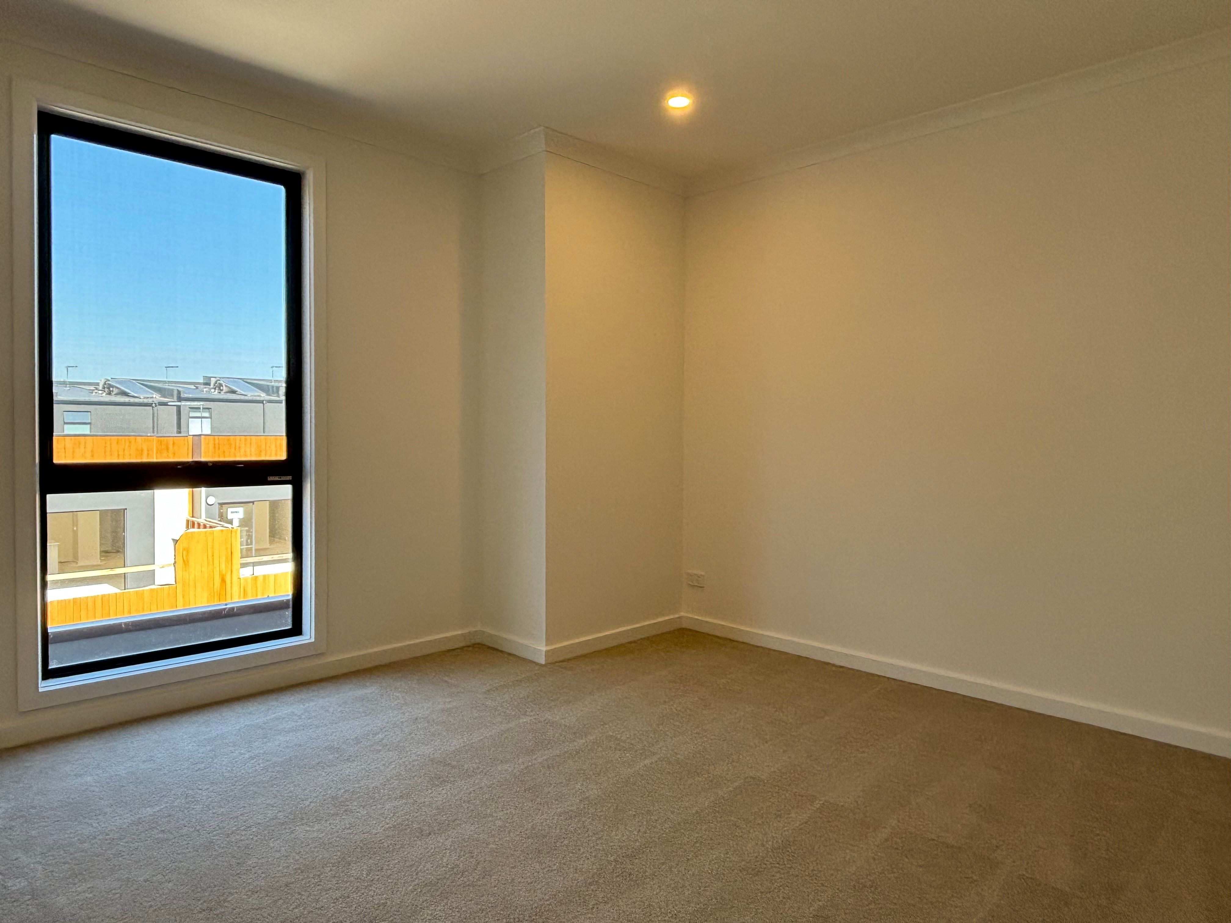 34 Cornerstone Crescent, South Morang, VIC 3752