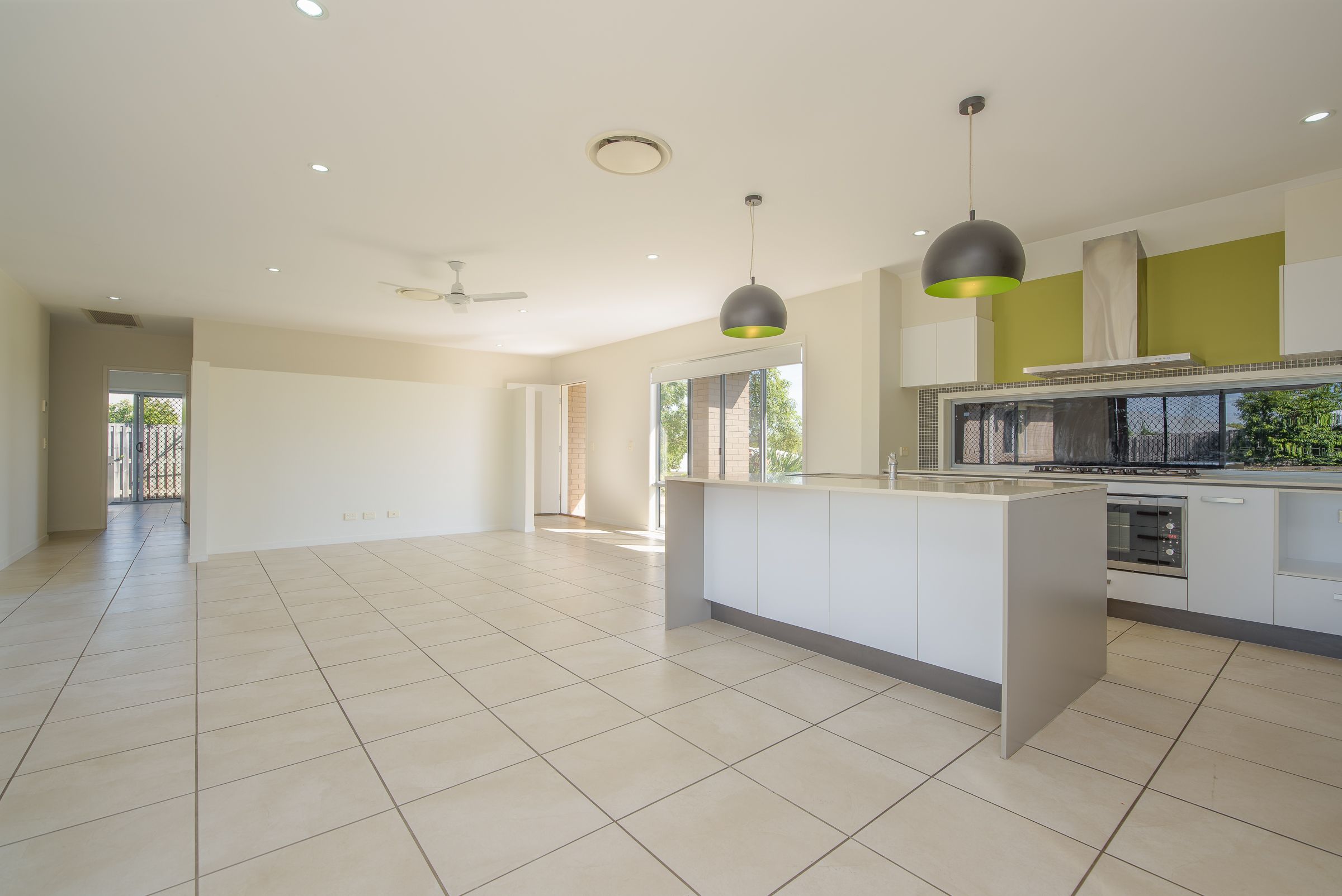 14 Florey Place, New Auckland, QLD 4680