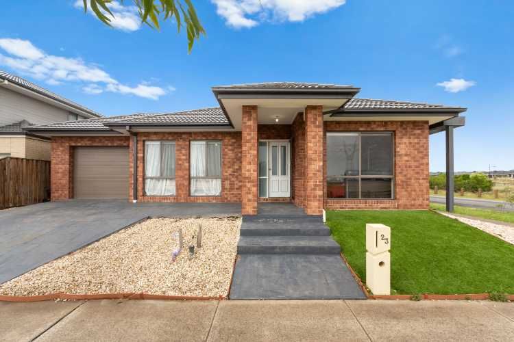 23 Hotspur Drive, Wollert VIC 3750