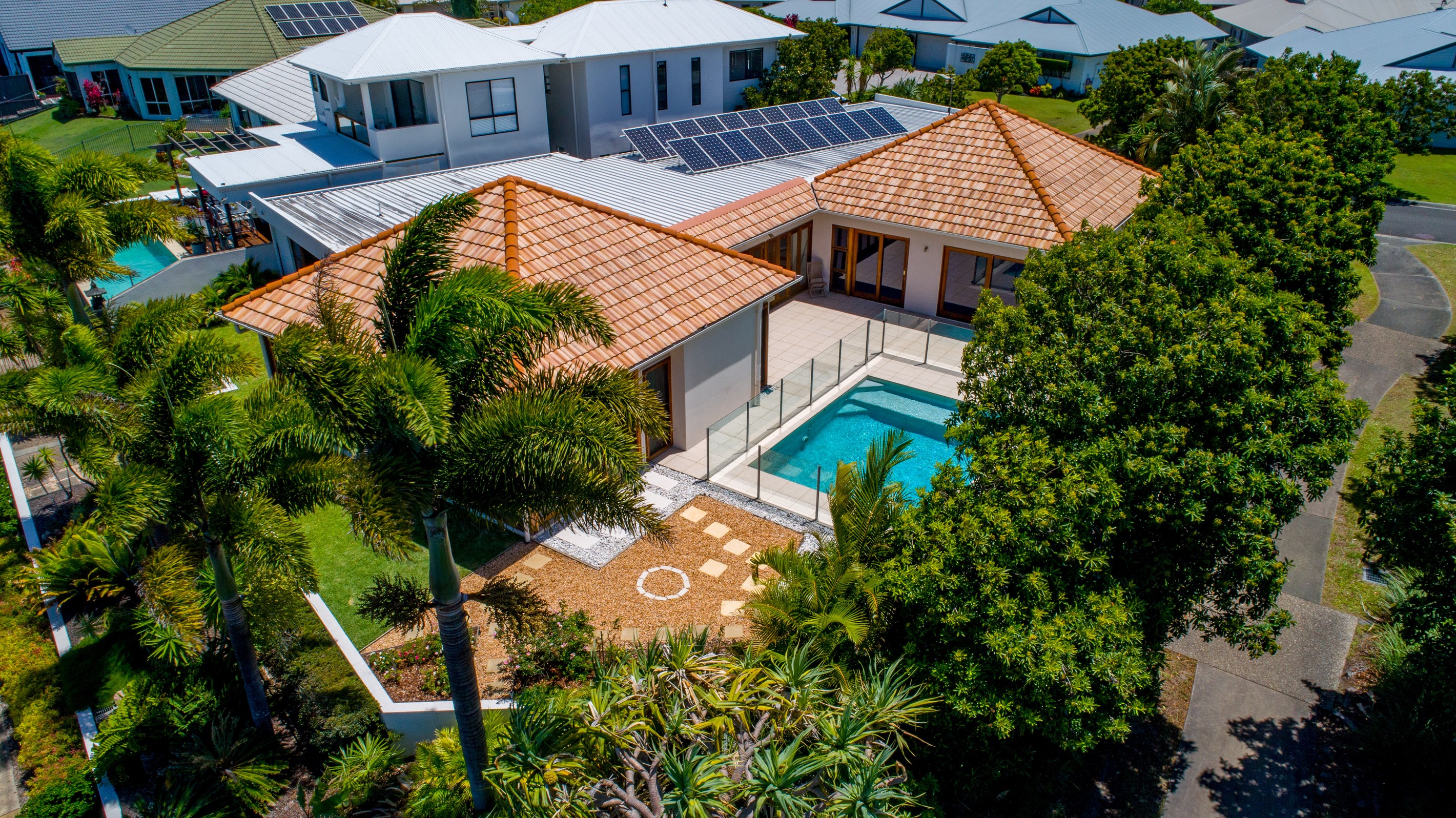 17 Maui Court, Kawana Island, QLD 4575