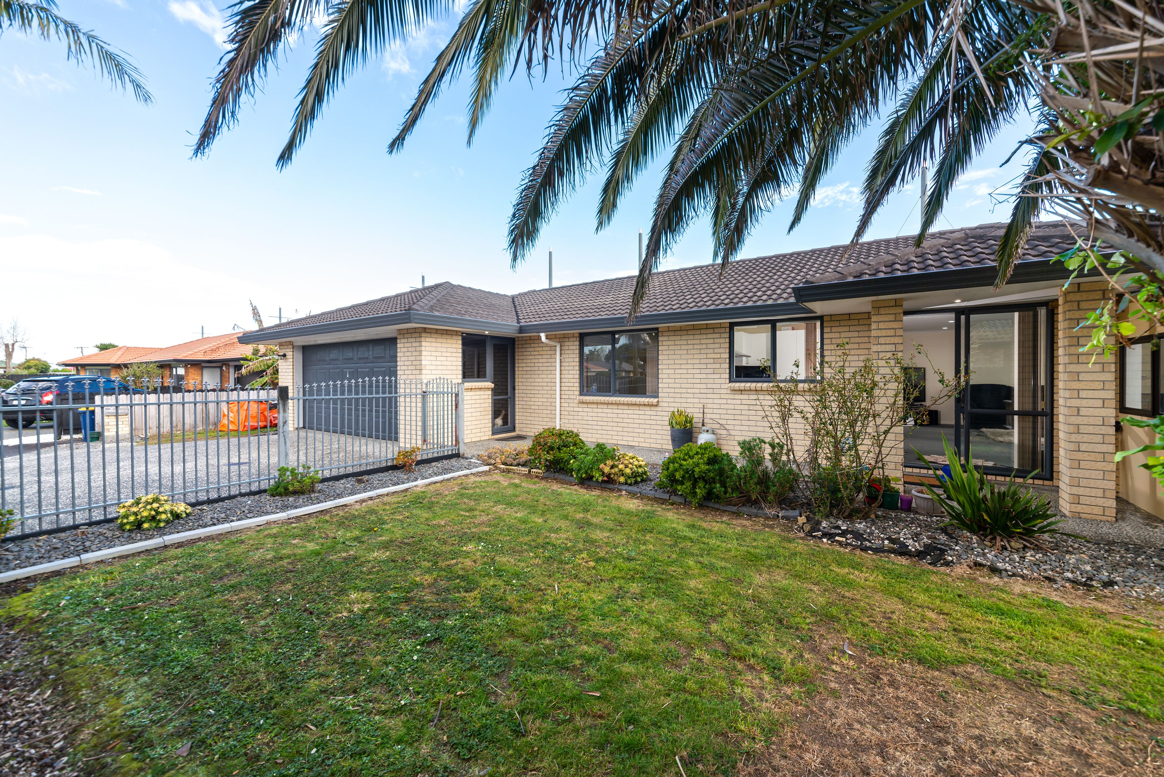 8/72 Swanson Road, Henderson, Waitakere City