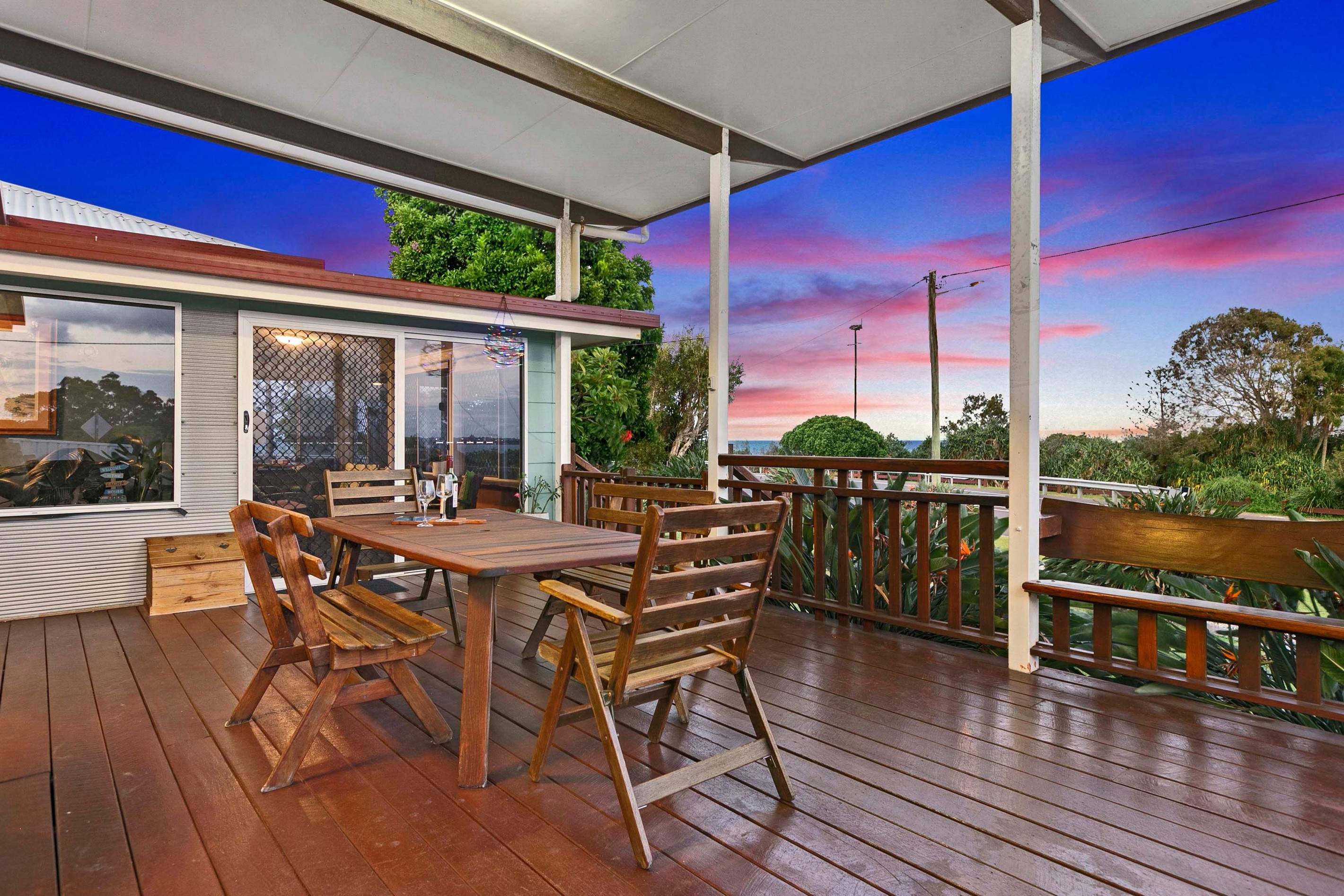 93 Esplanade, Point Vernon, QLD 4655