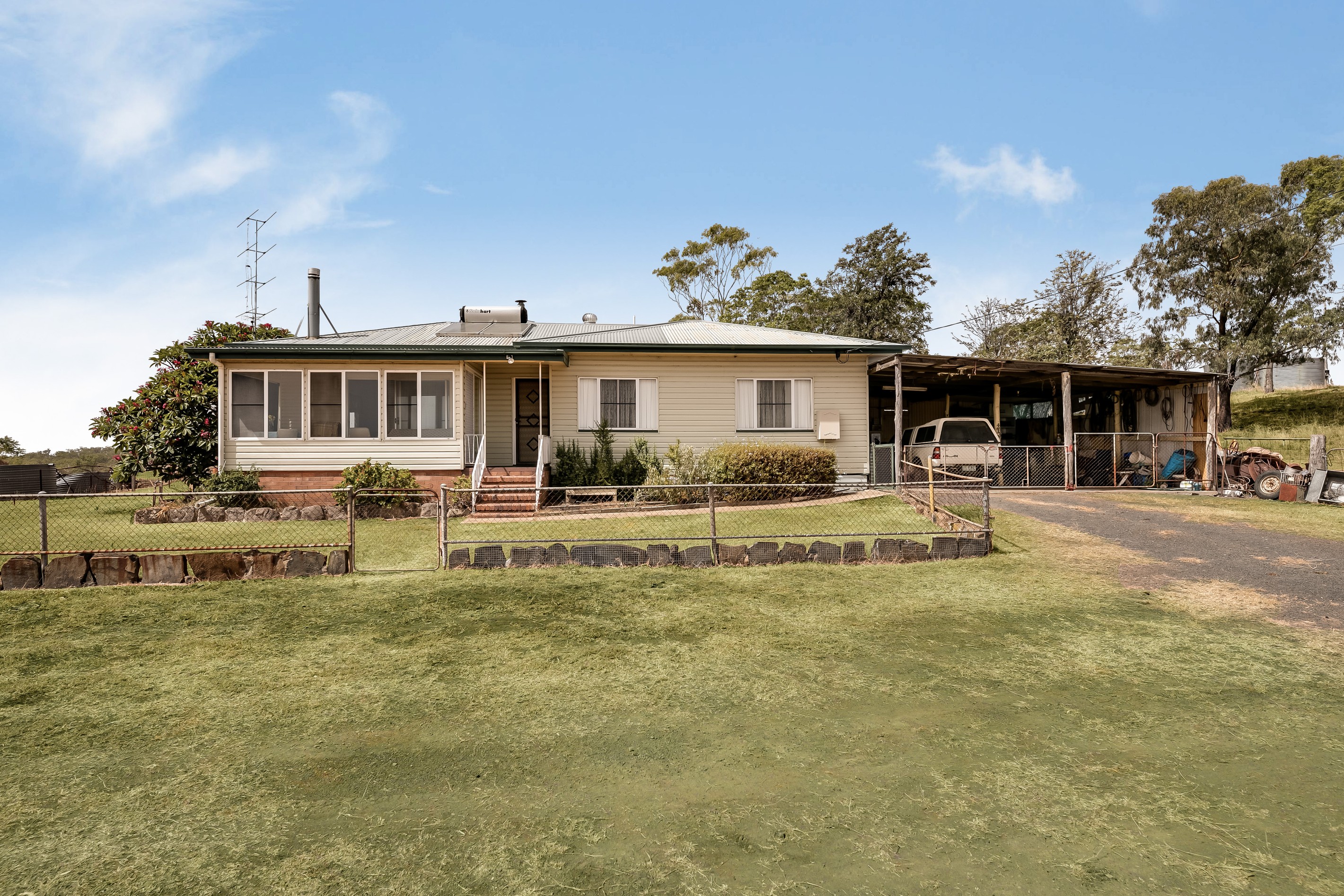360 Fowler Road, Felton, QLD 4358