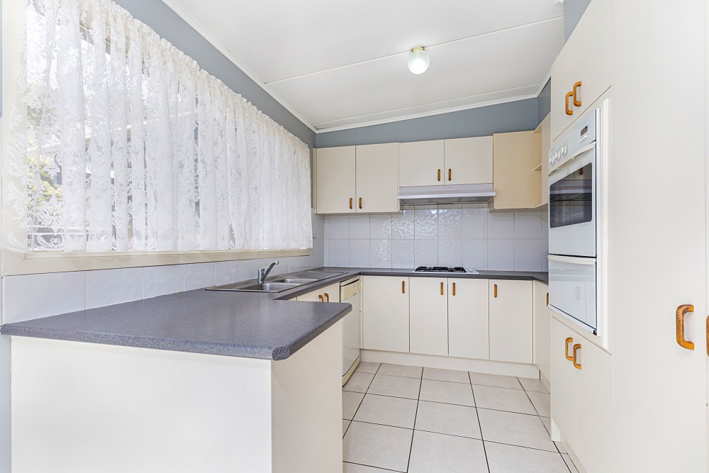 16 Queenstown Road, Boronia, VIC 3155