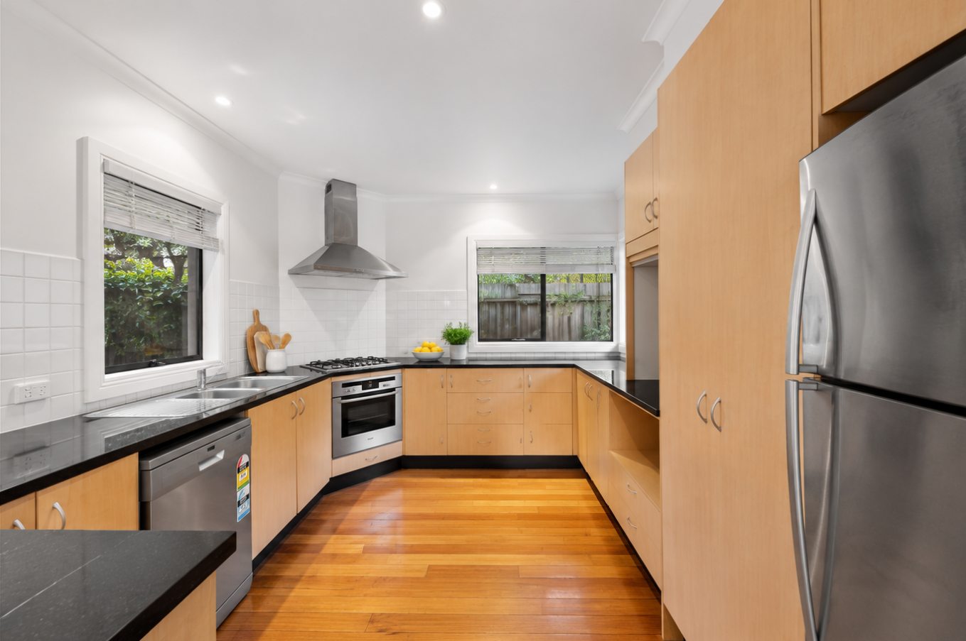 29A Wells Road — photo 3 of 10