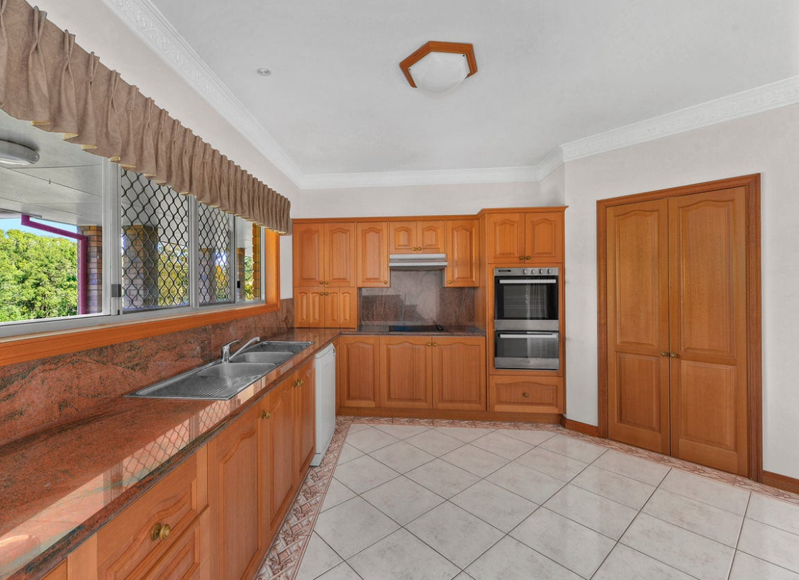 93 Bridgeman Road, Bridgeman Downs, QLD 4035