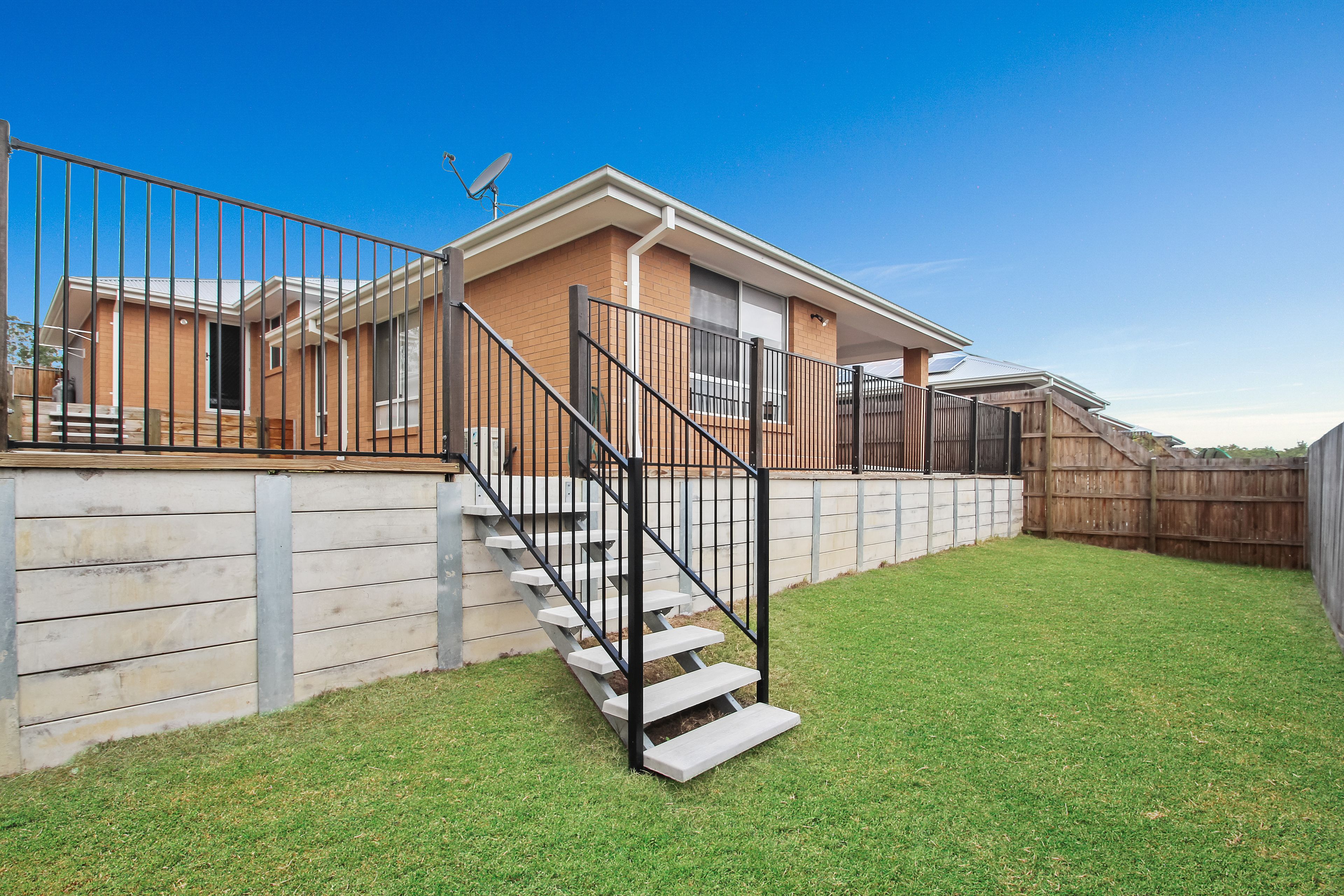16 Vantage Place, Redbank Plains, QLD 4301