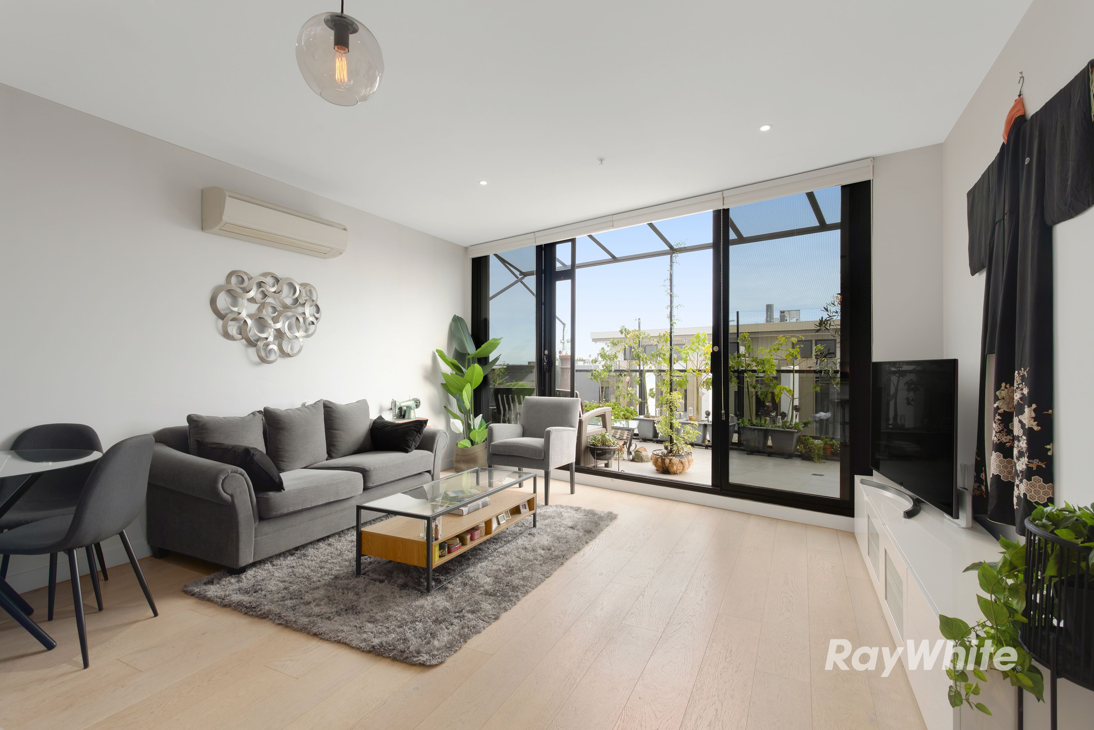 401/276 Neerim Road, Carnegie, VIC 3163