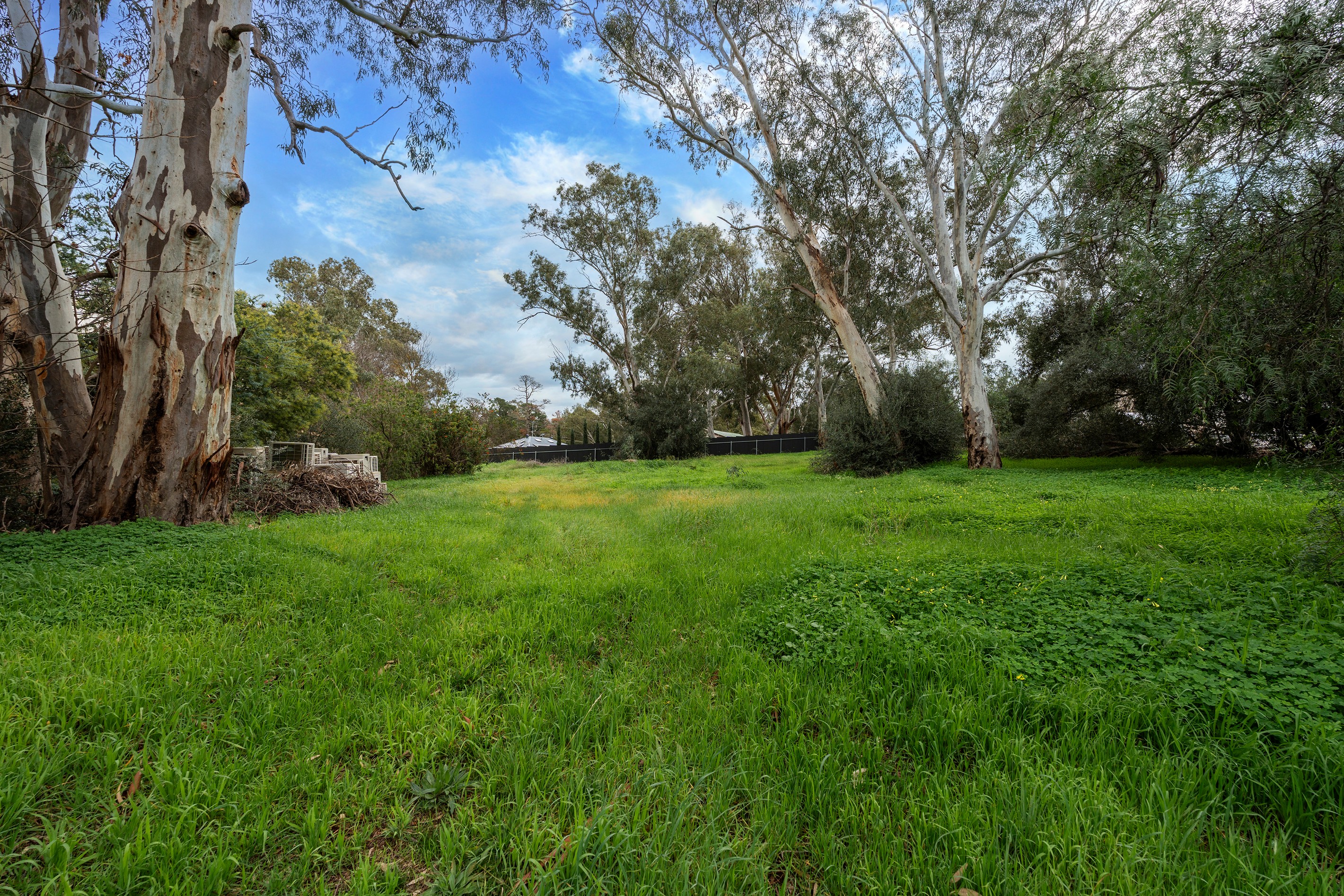 14 Commercial Road, Watervale, SA 5452