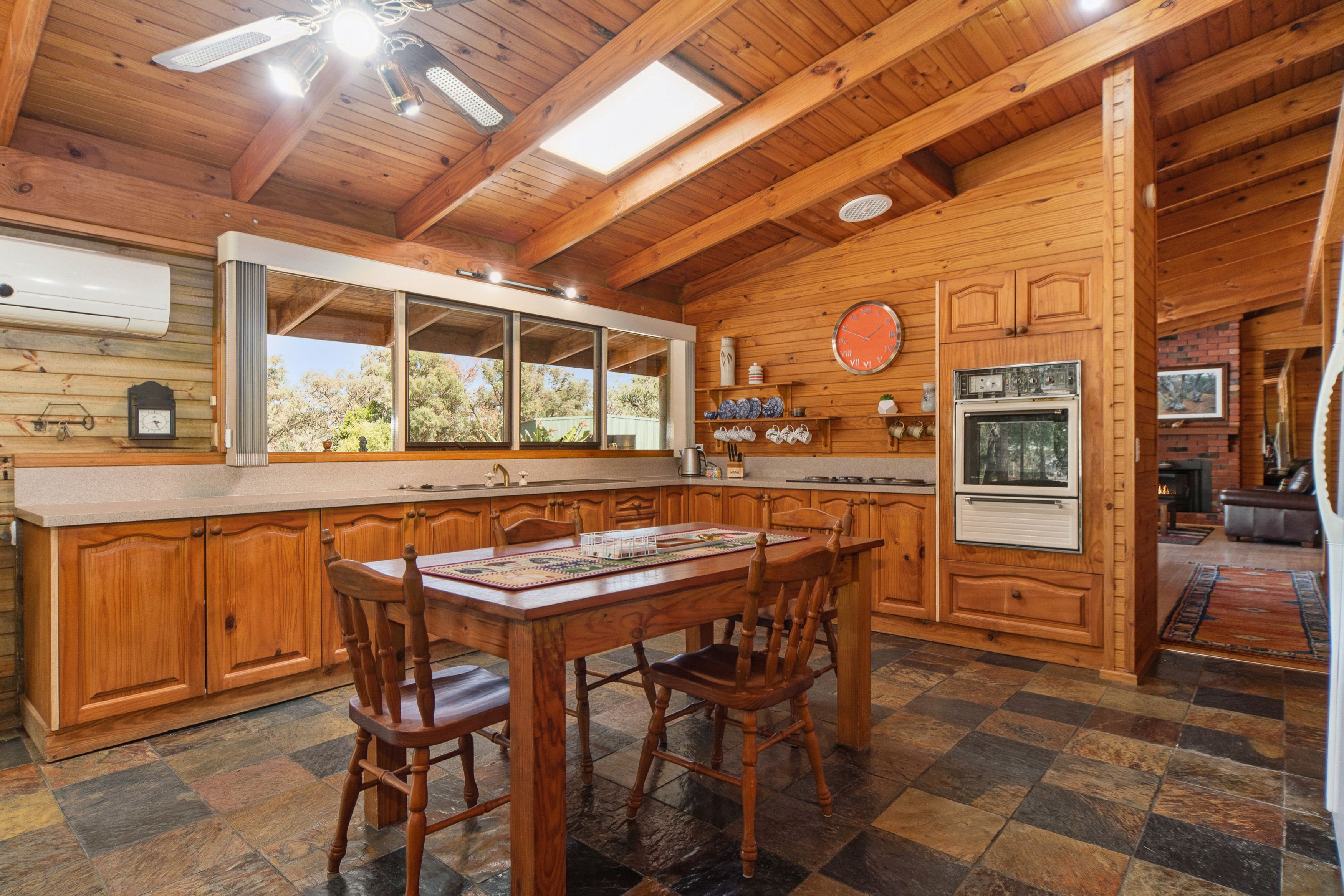 20 Bellbird Court — photo 12 of 29
