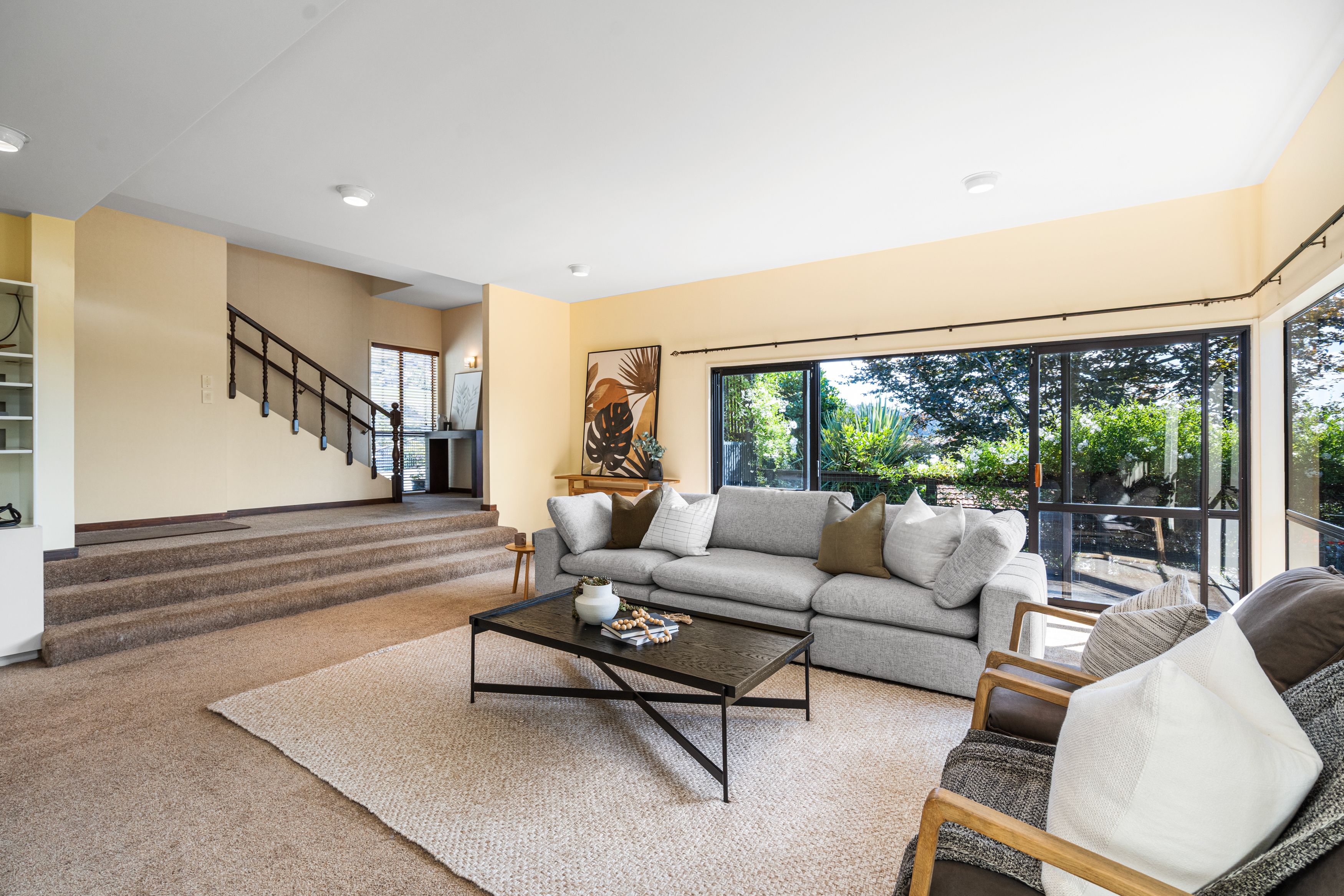 3 Ball Lane, Redcliffs, Christchurch City 8081 - Sold House - Ray White ...