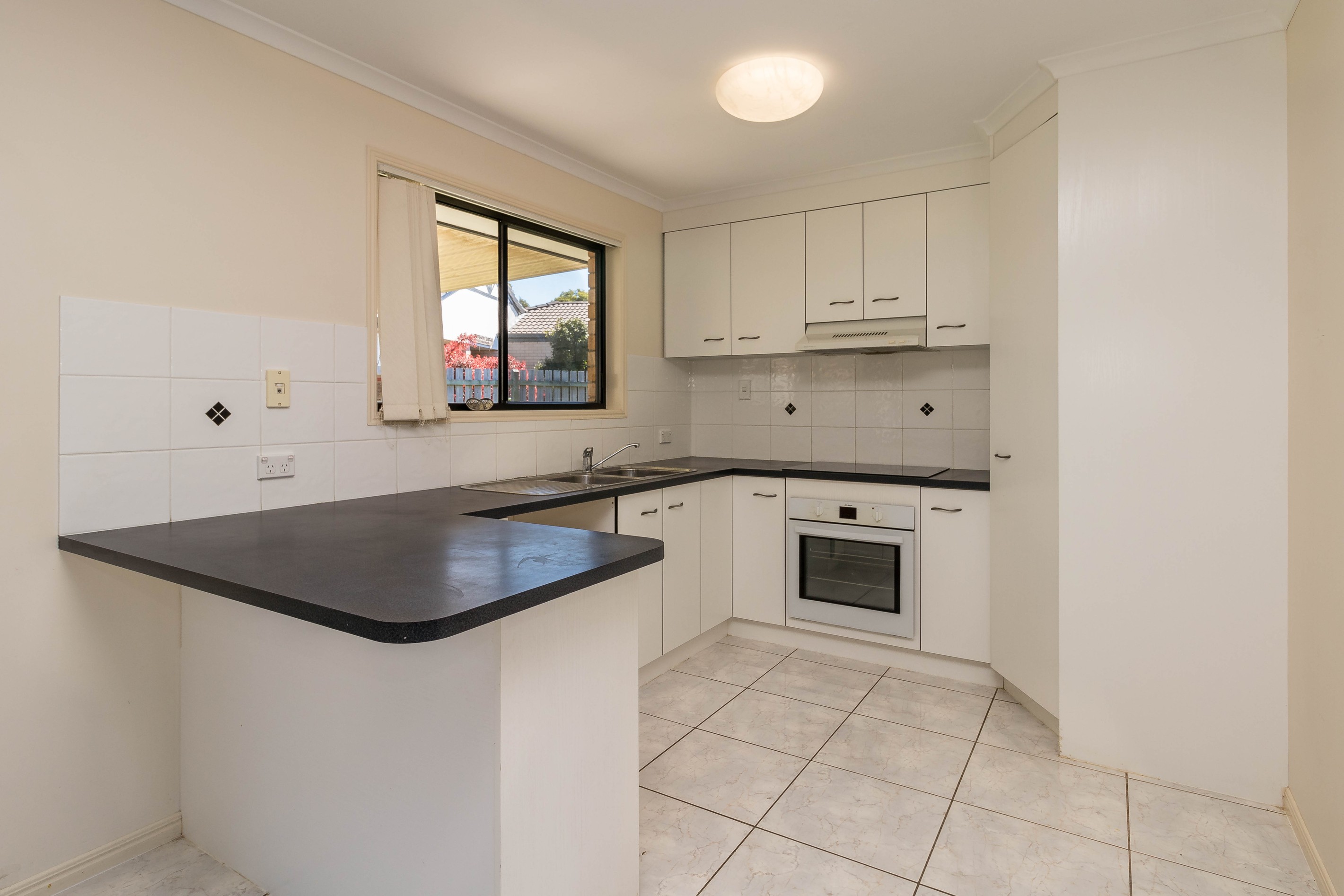 13 Topaz Circuit, Urangan, QLD 4655